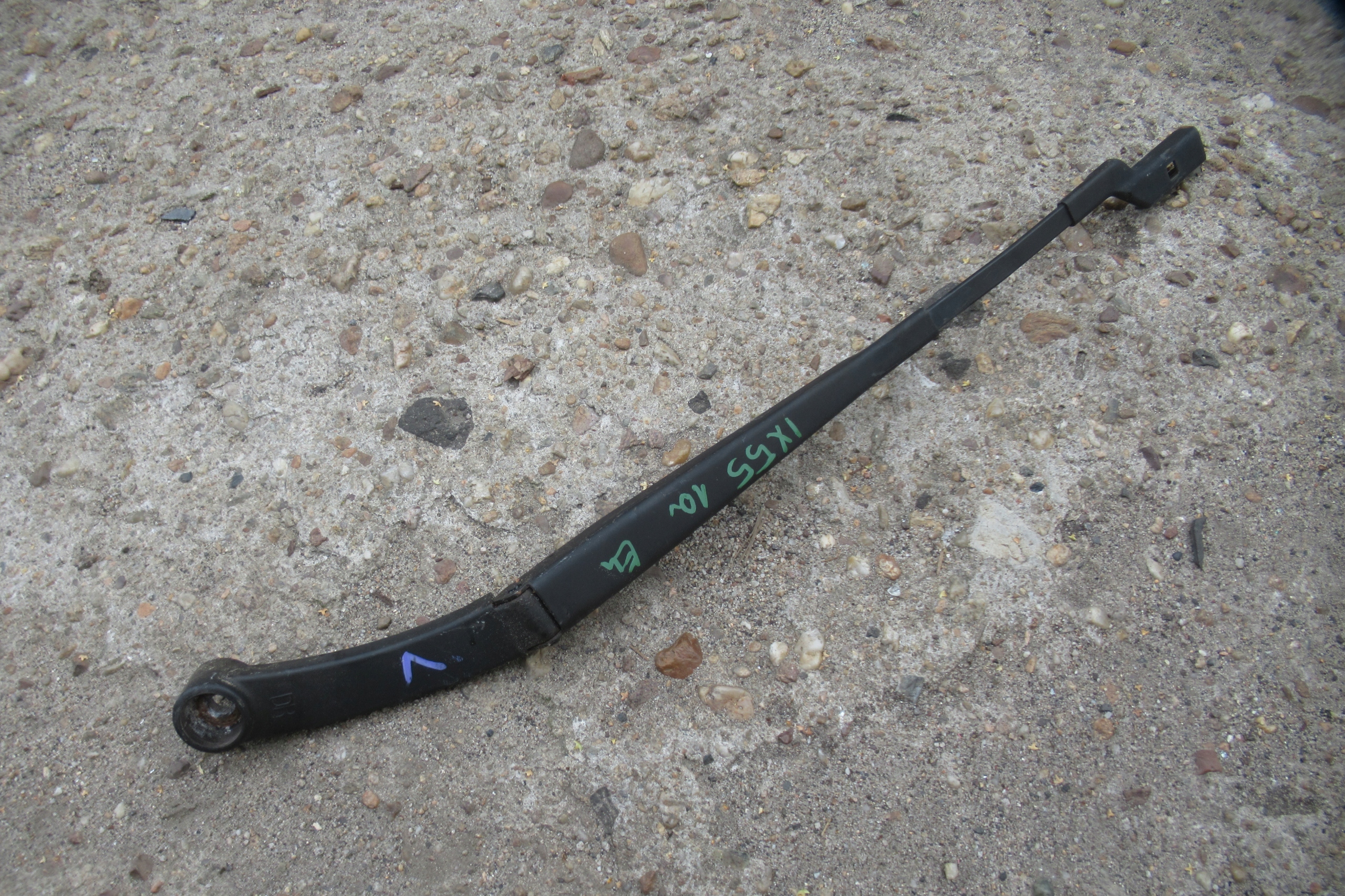 HYUNDAI IX55 10R wiper left front