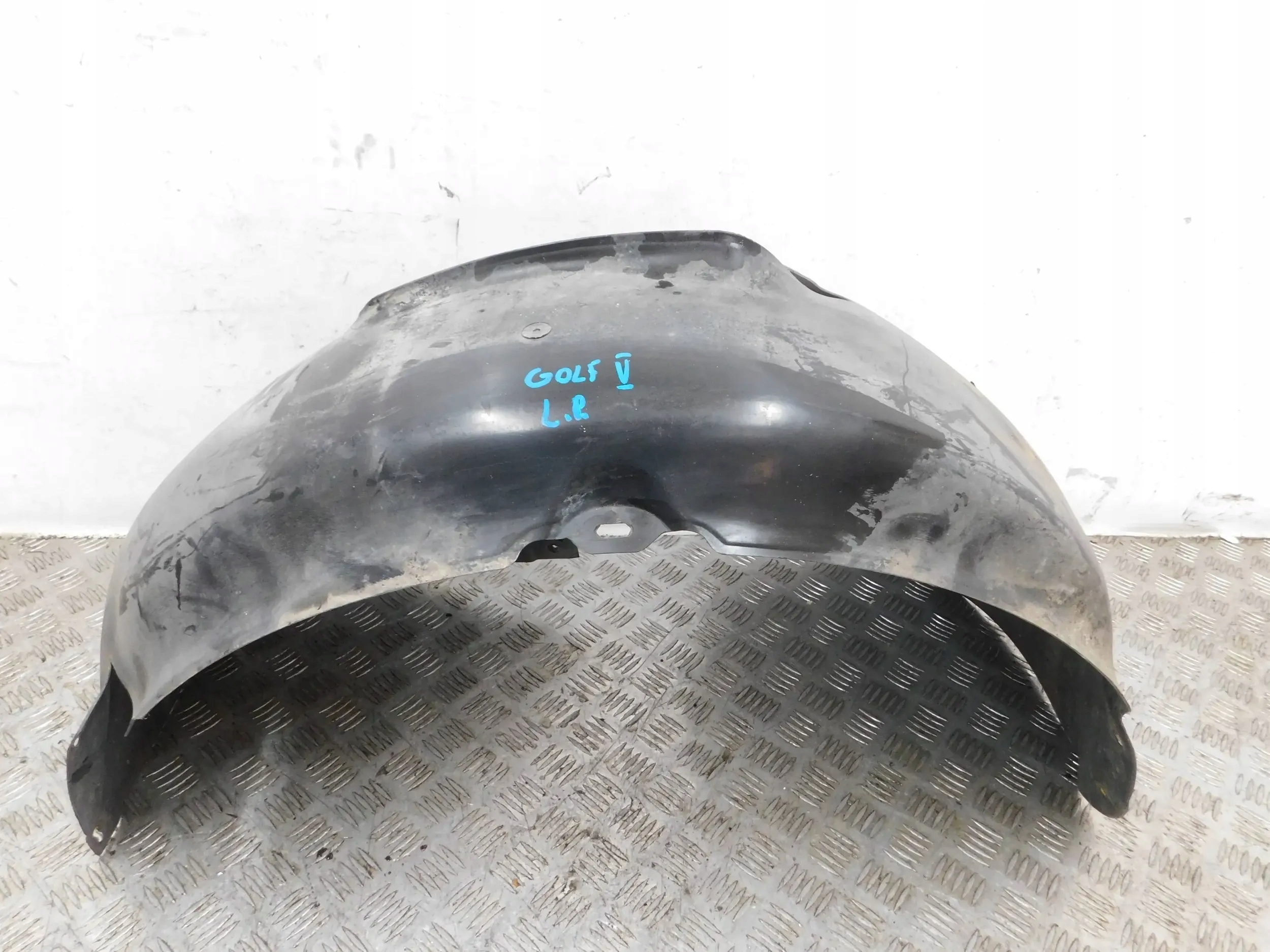 mudguard front front left VW GOLF V 5