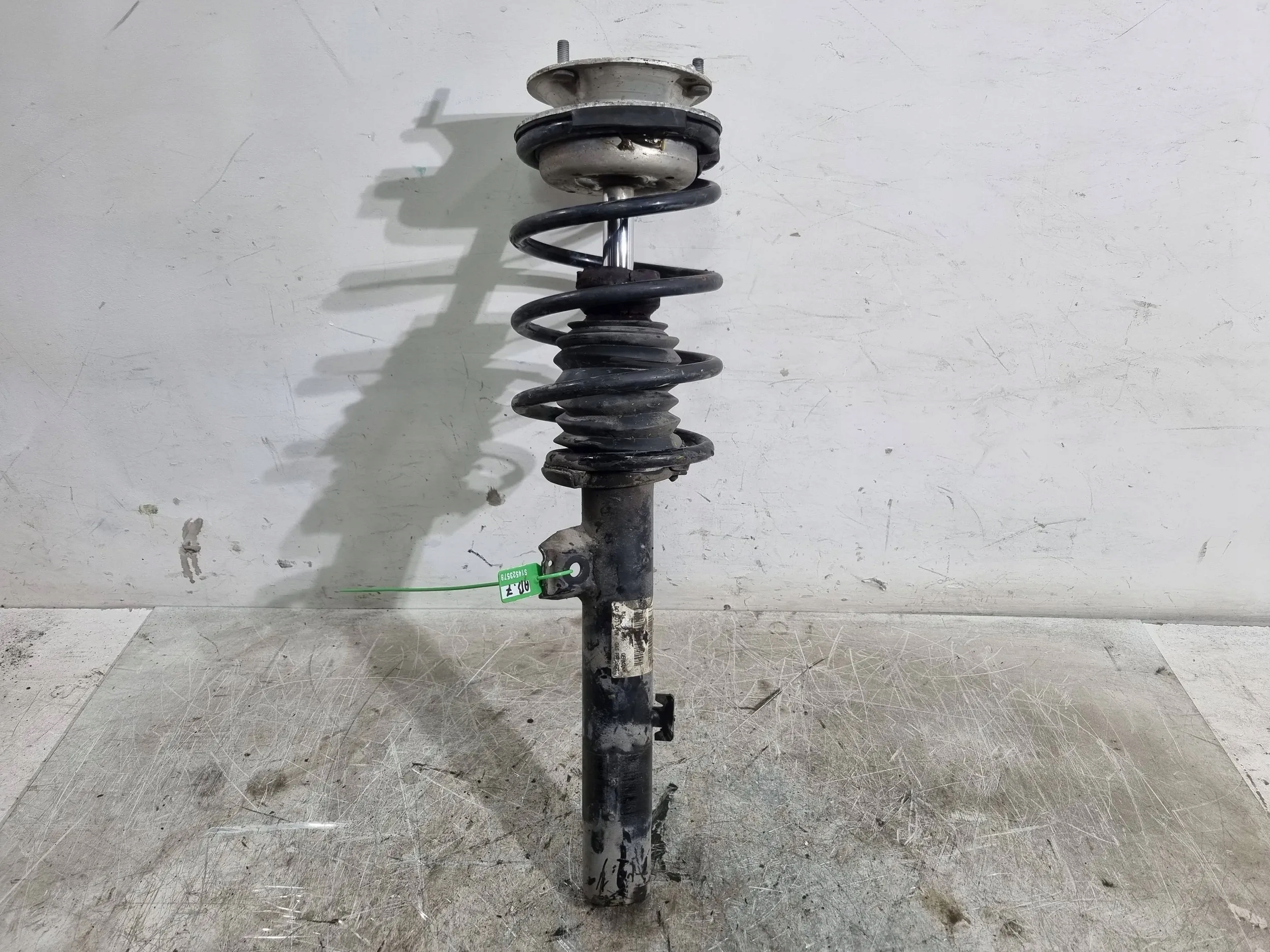 shock absorber left front 6786013 BMW E90 E91 3.0i