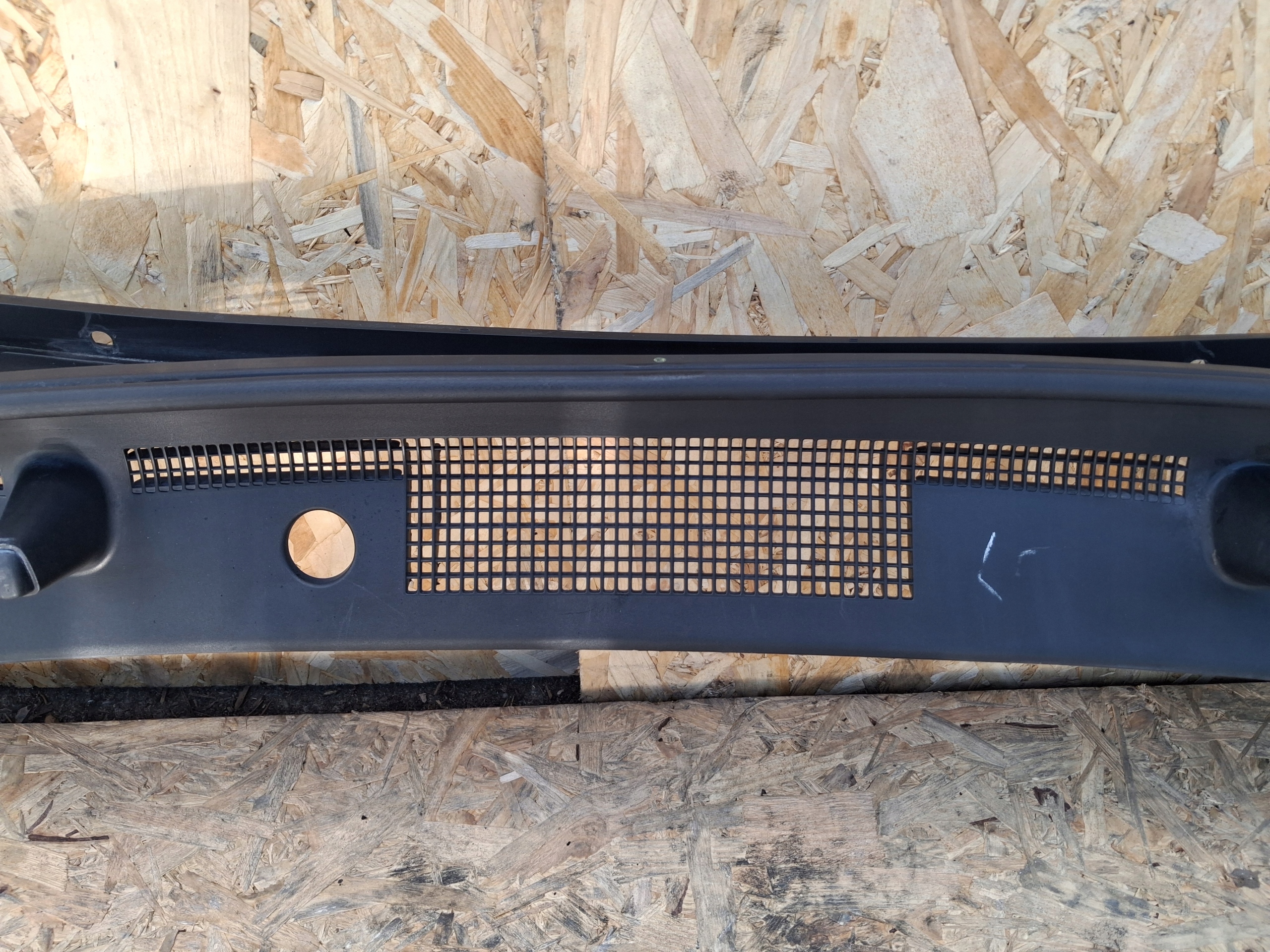 torpedo plastic KIA SPORTAGE V 86151R2000