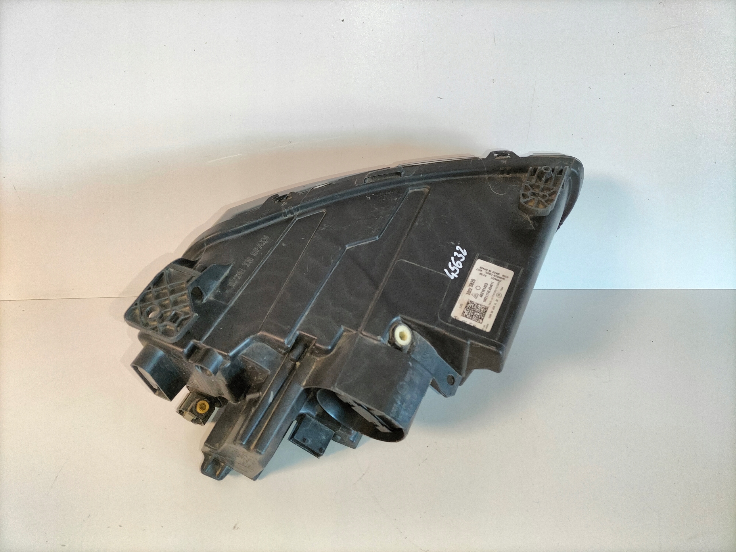 light front reflektor left CITROEN C3 AIRCROSS LIFT 21- LED