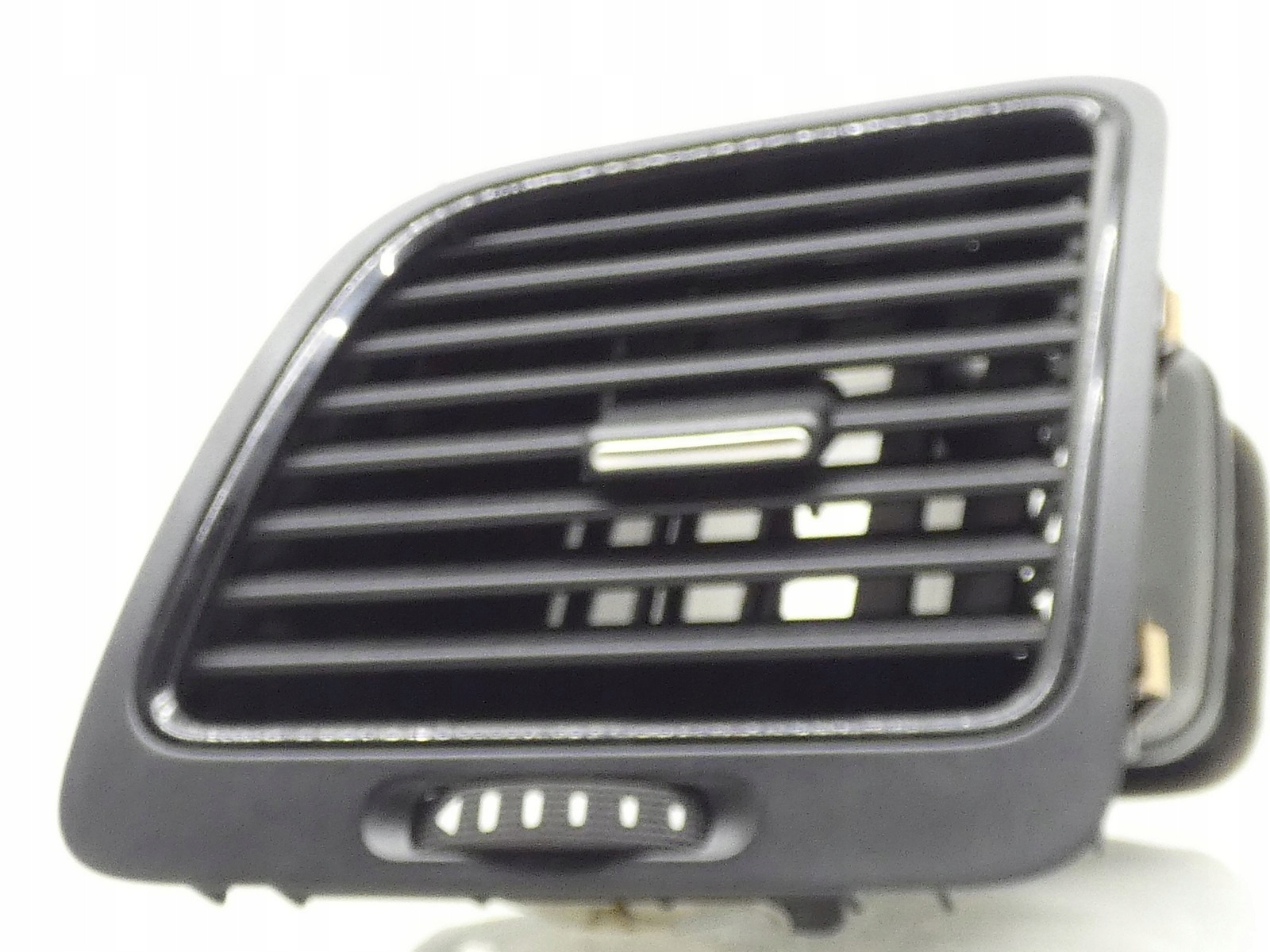grid air conditioning devices left front left front consoles SEAT ALHMABRA II 703819703E