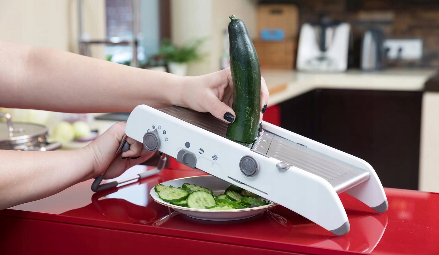 SZATKOWNICA DO WARZYW owoców krajalnica ręczna TARKA WIELOFUNKCYJNA Solidna Kod producenta tarka siekacz kapusty cebuli prezent święta l