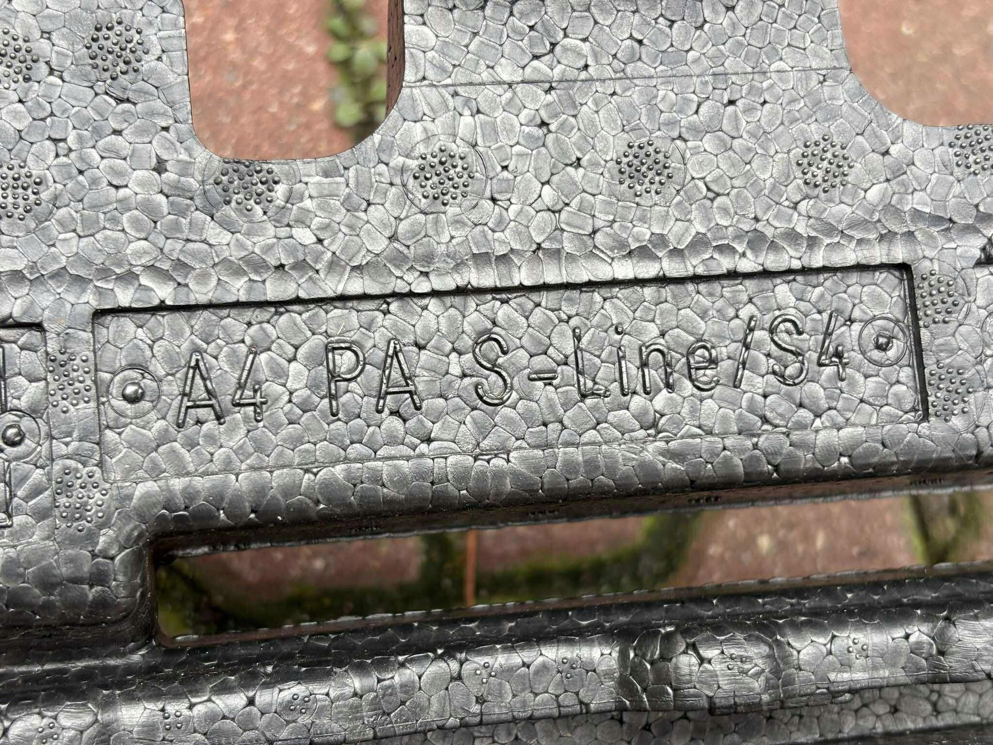 ABSORBER nárazníku předek AUDI A4 B9 8W0807550AC