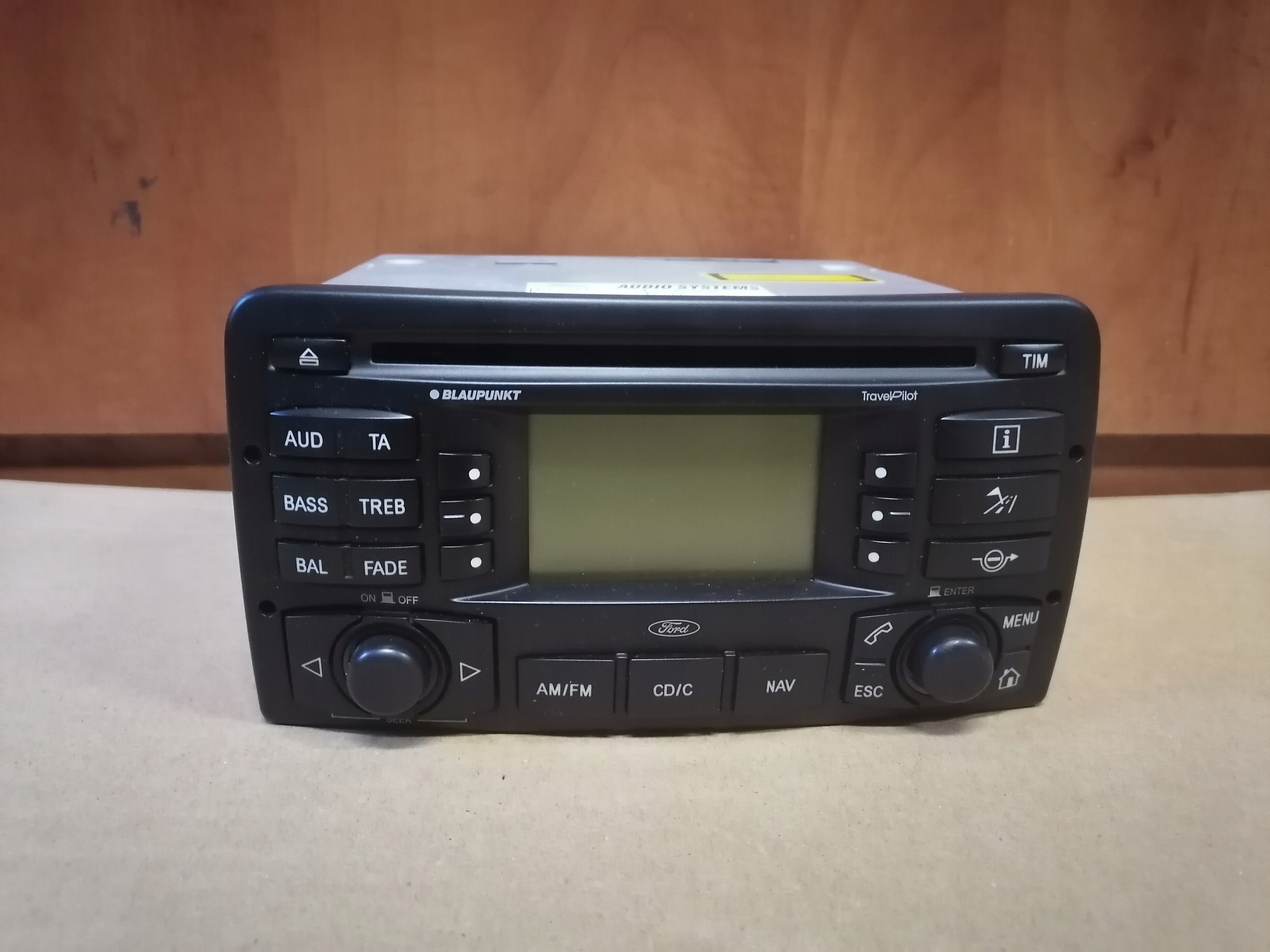 1M5T-18K931-AF - FORD FOCUS MK1 РАДИО ГОЛОВНОЕ УСТРОЙСТВО 1M5T18K931AF