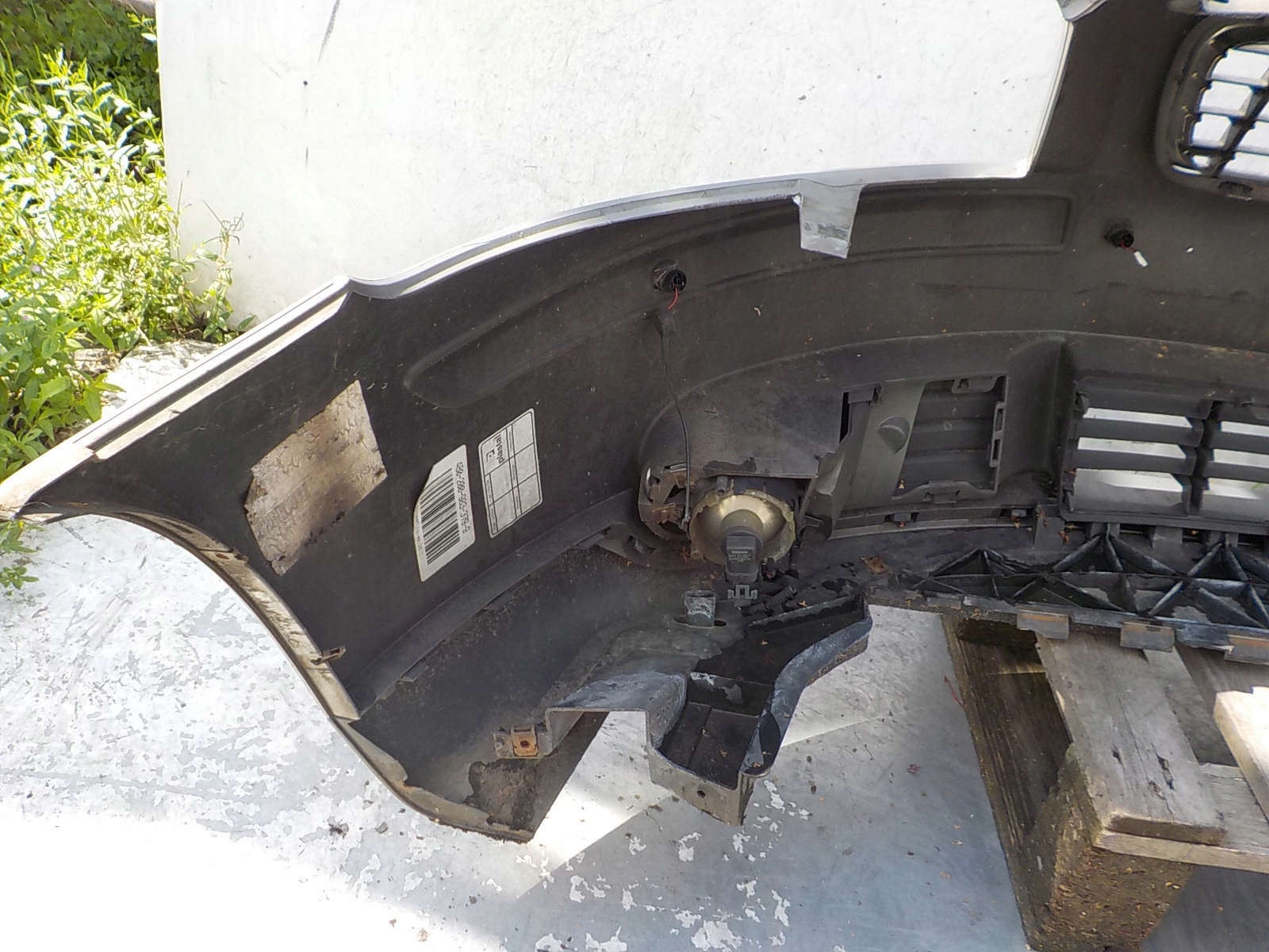 369 VOLVO S40 II V50 nárazník předek přední PDC