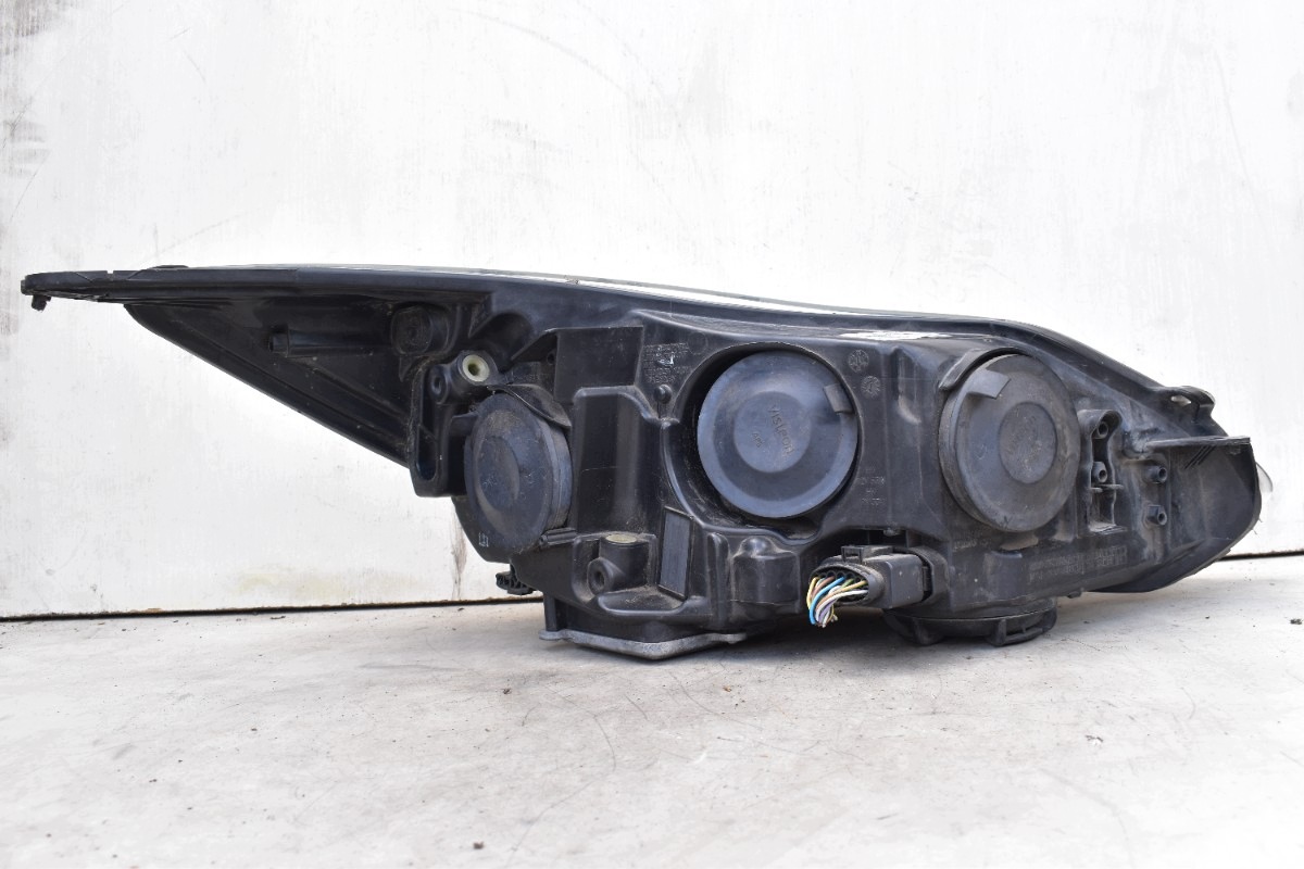 light left front Xenon Ksenon FORD FOCUS MK3 2011-2015R BM51-13D155-BJ UK