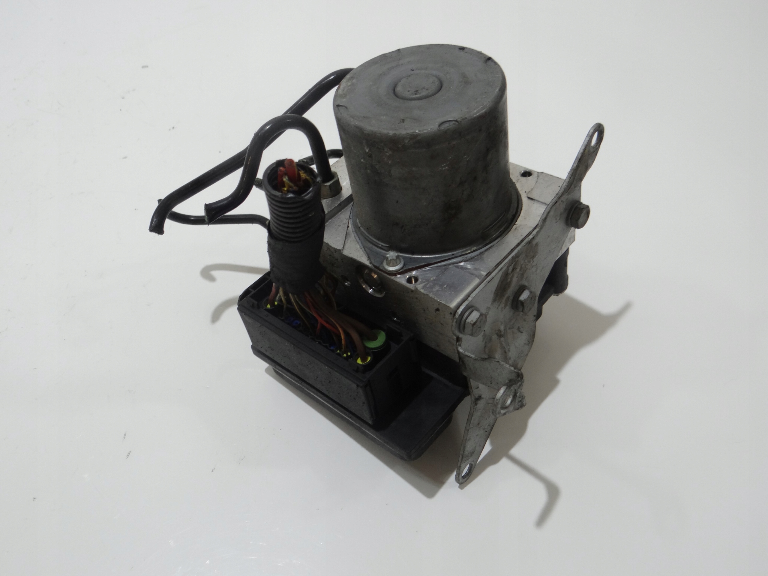 brake booster ABS BMW X1 E84 2.0D 6795188