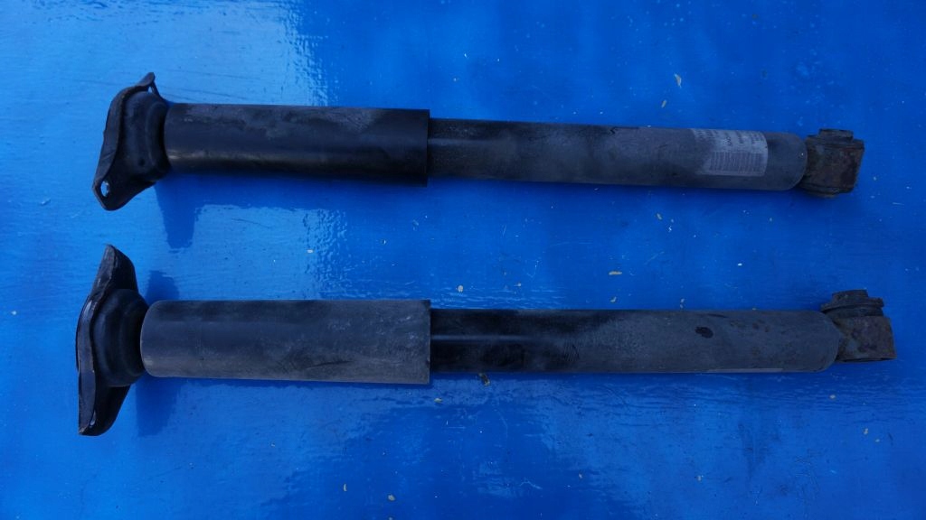 VOLVO XC60 - shock absorber rear