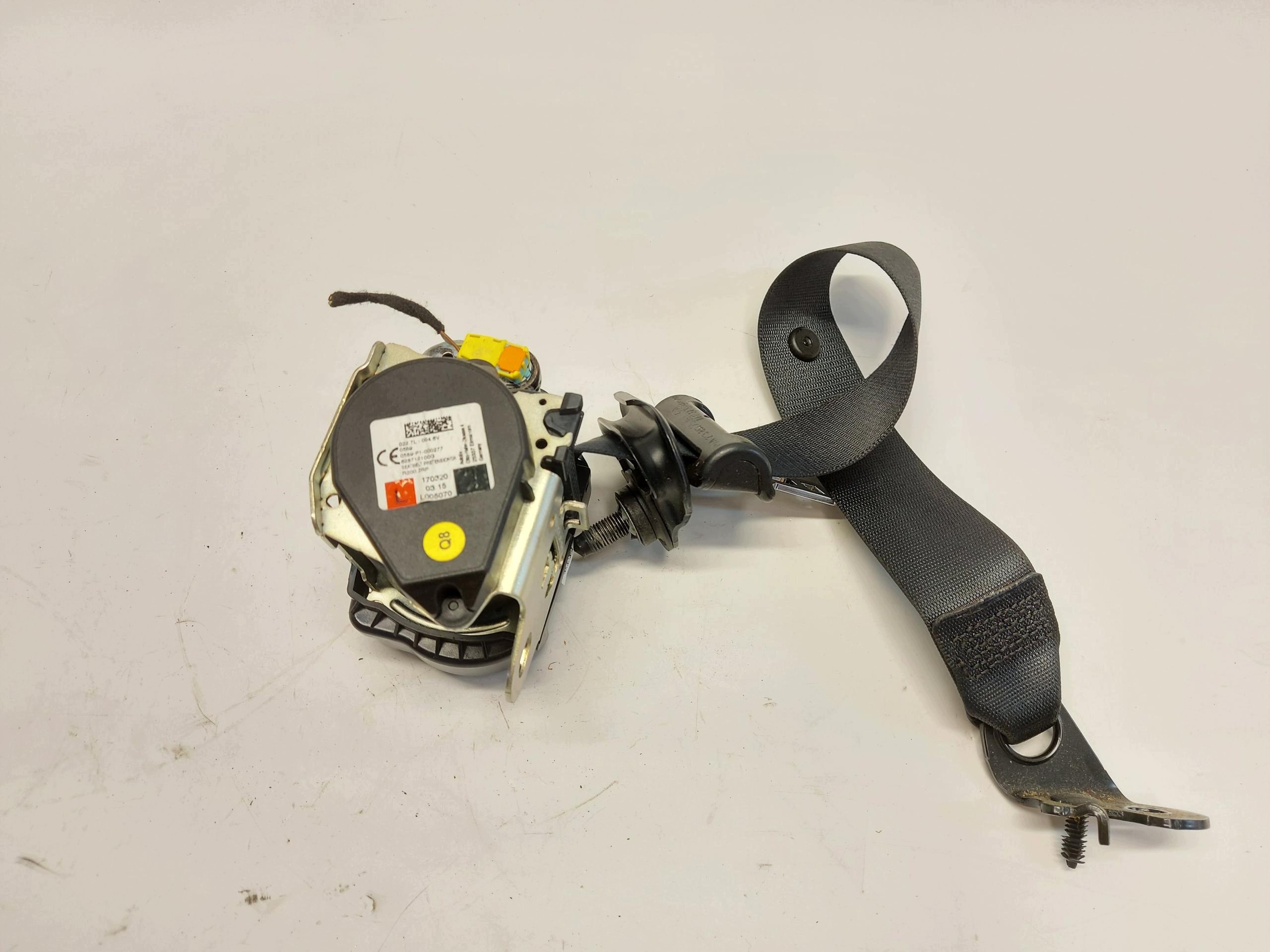MERCEDES W213 E300de Kombi sicherheitsgurt heck links