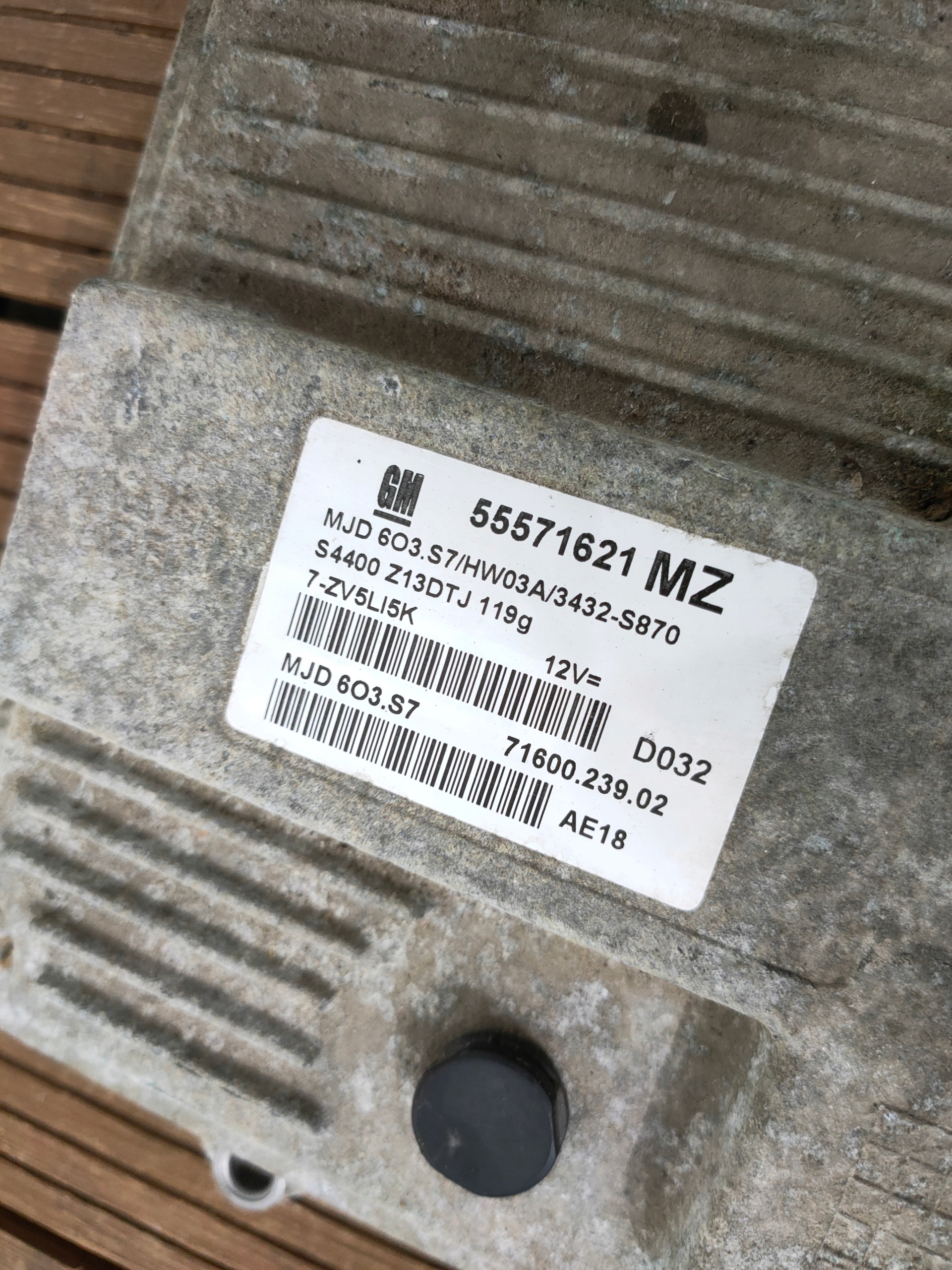OPEL CORSA D 06-11 1.3 CDTI computer control unit of the engine 55571621 OE