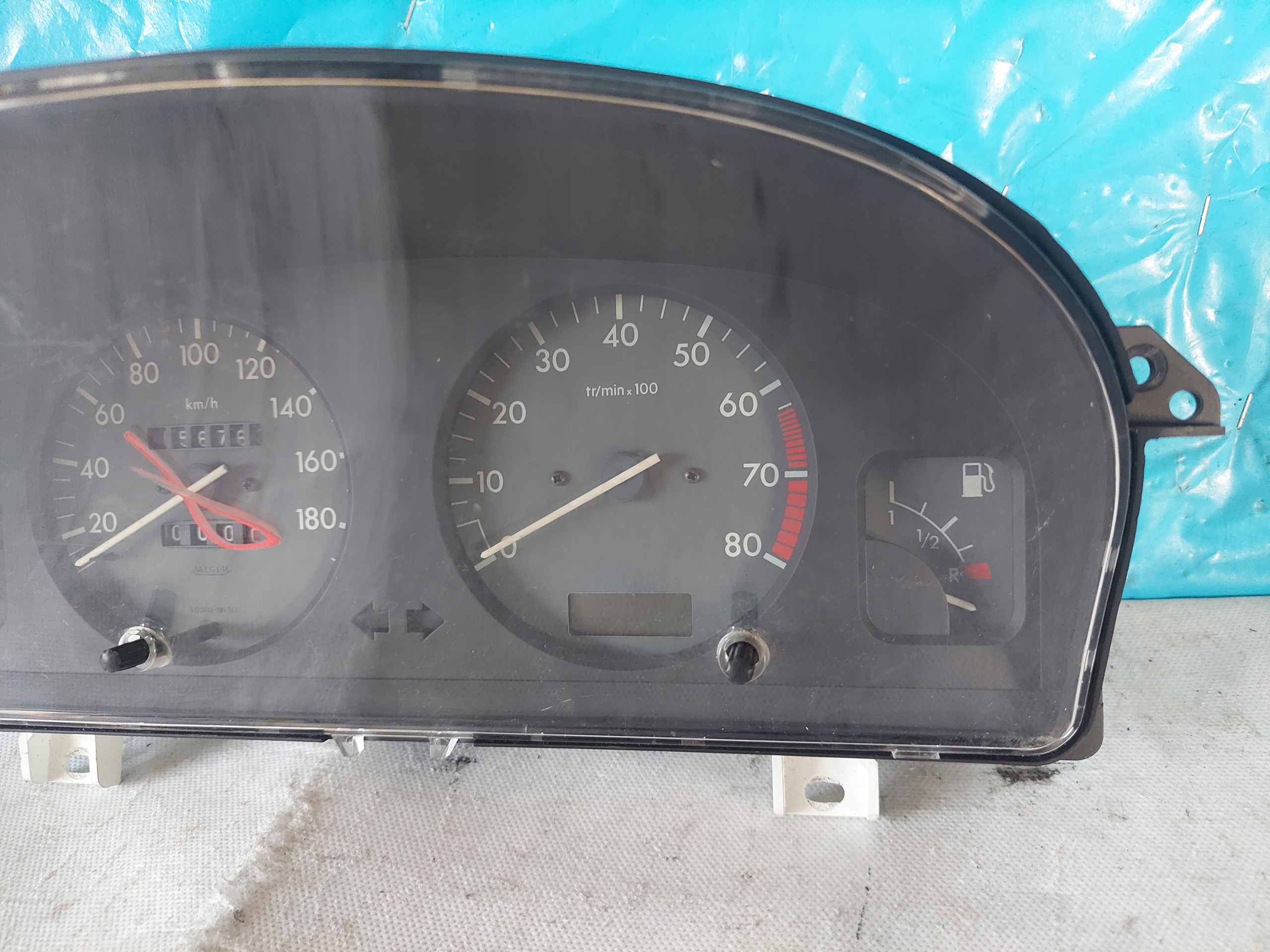 dials clock PARTNER and 1.8 B 9635681080