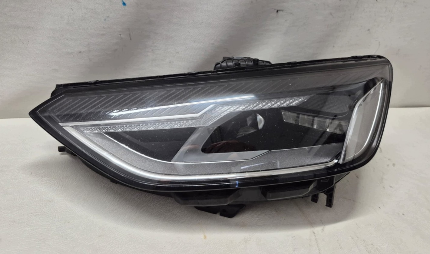 AUDI A4 B9 8W LIFT 19- light left front front FULL LED 8W0941011