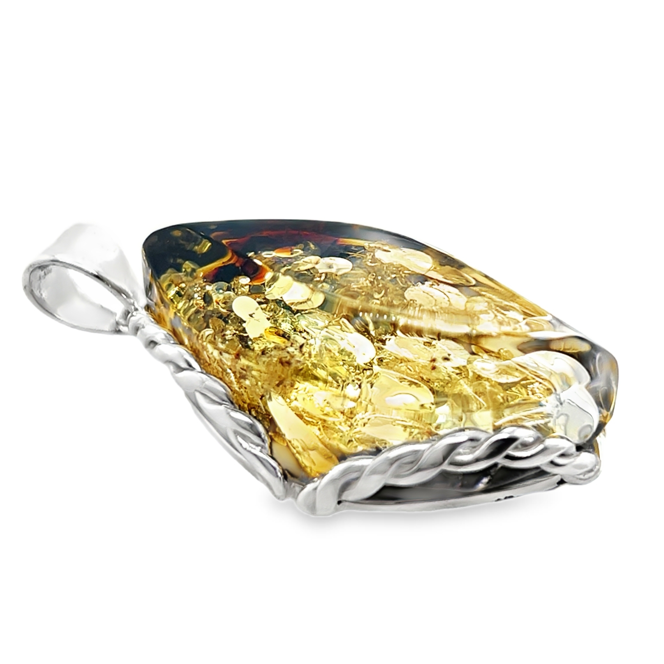 Velký stříbrný přívěsek s přírodním zeleným jantarem stříbro – unikátní film