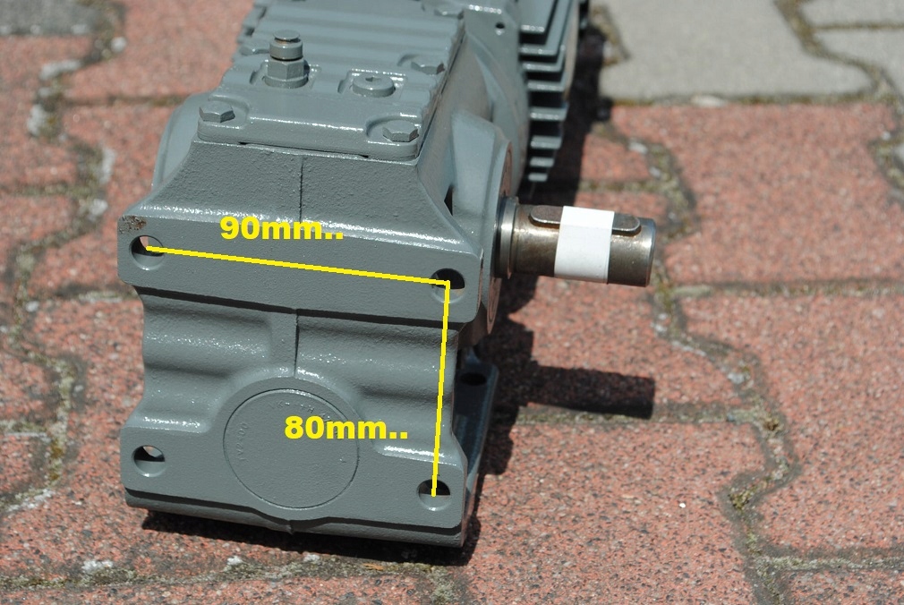 Motoreduktor kątowy 0.55kw. 36obr./min. z hamulcem . Firmy SEW Marka SEW Eurodrive