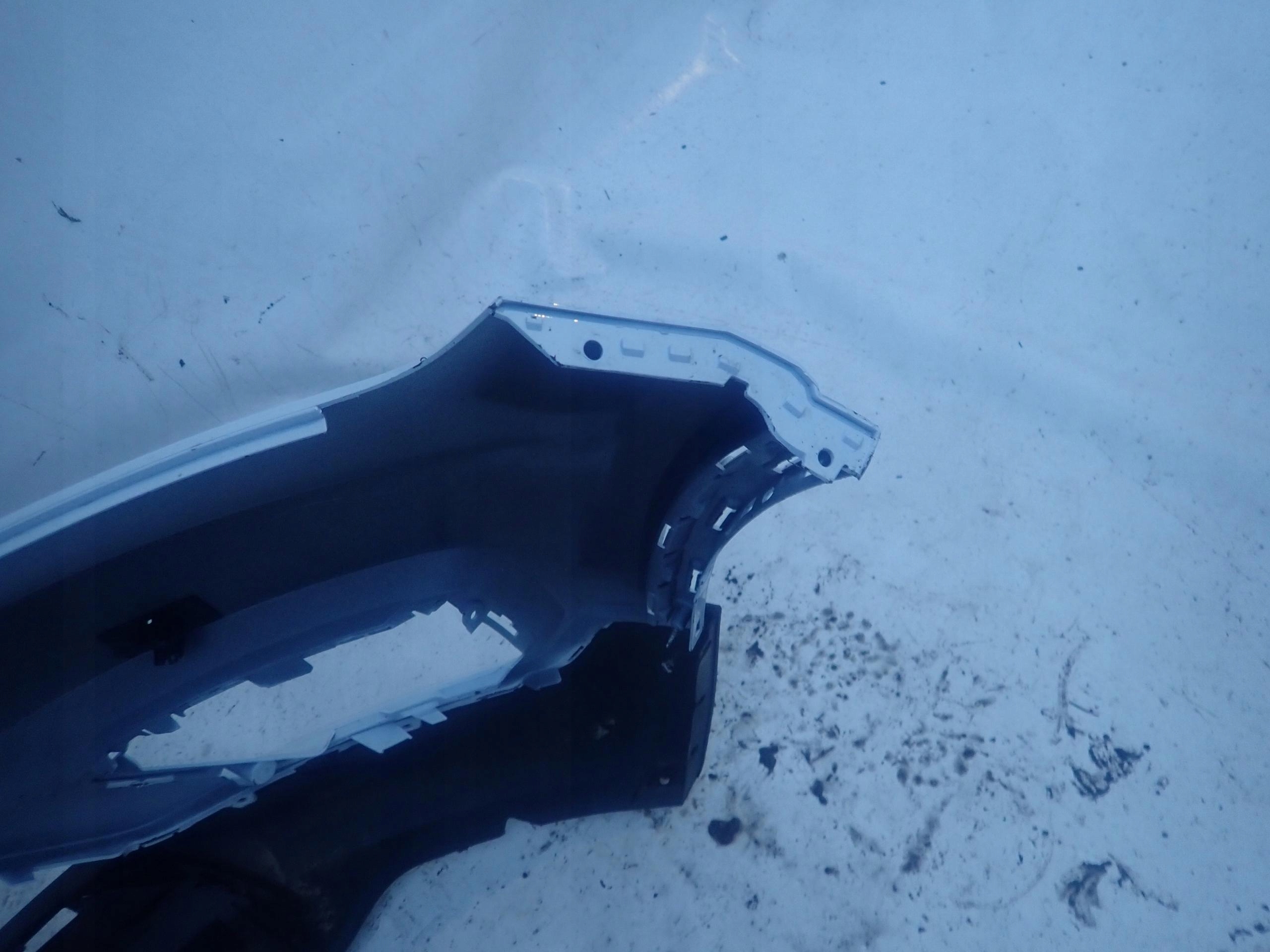 VOLVO XC40 17-> bumper front PDC