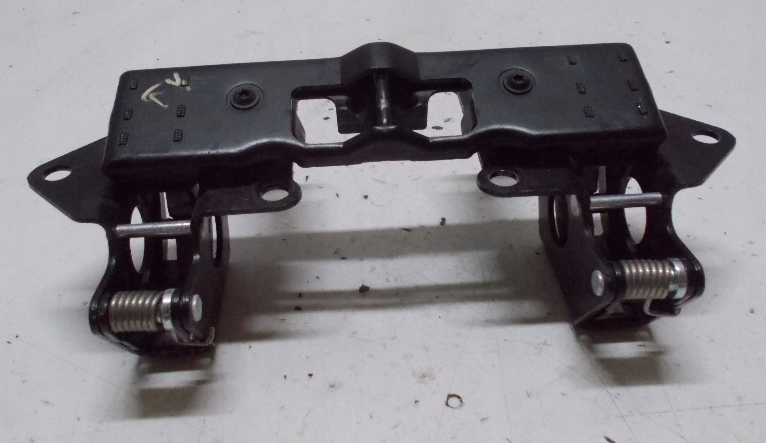 RENAULT MEGANE II CABRIO 07R lock roofs 8200220676