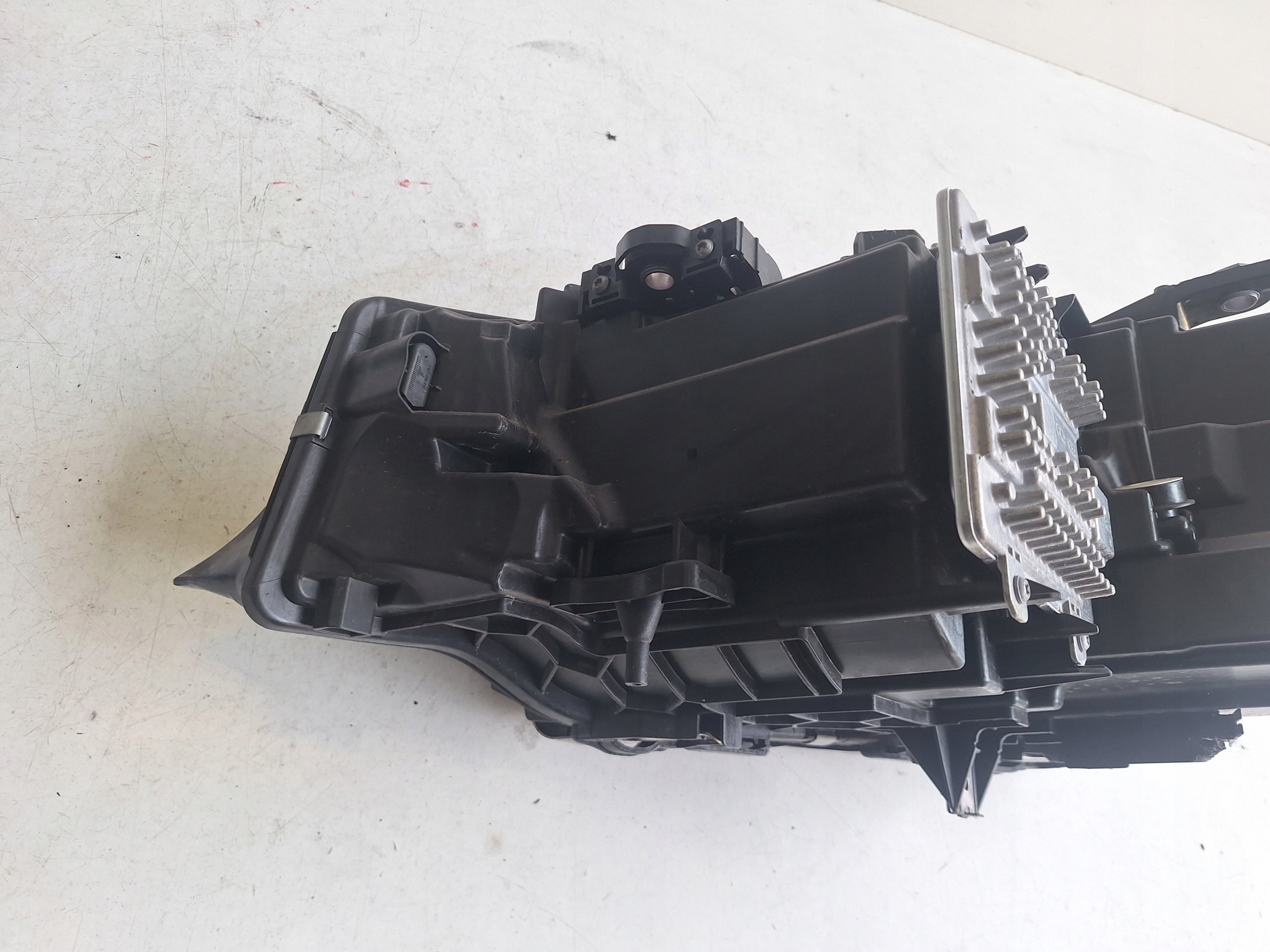 BMW 3 G20 19-22 light right LED UK 9481704