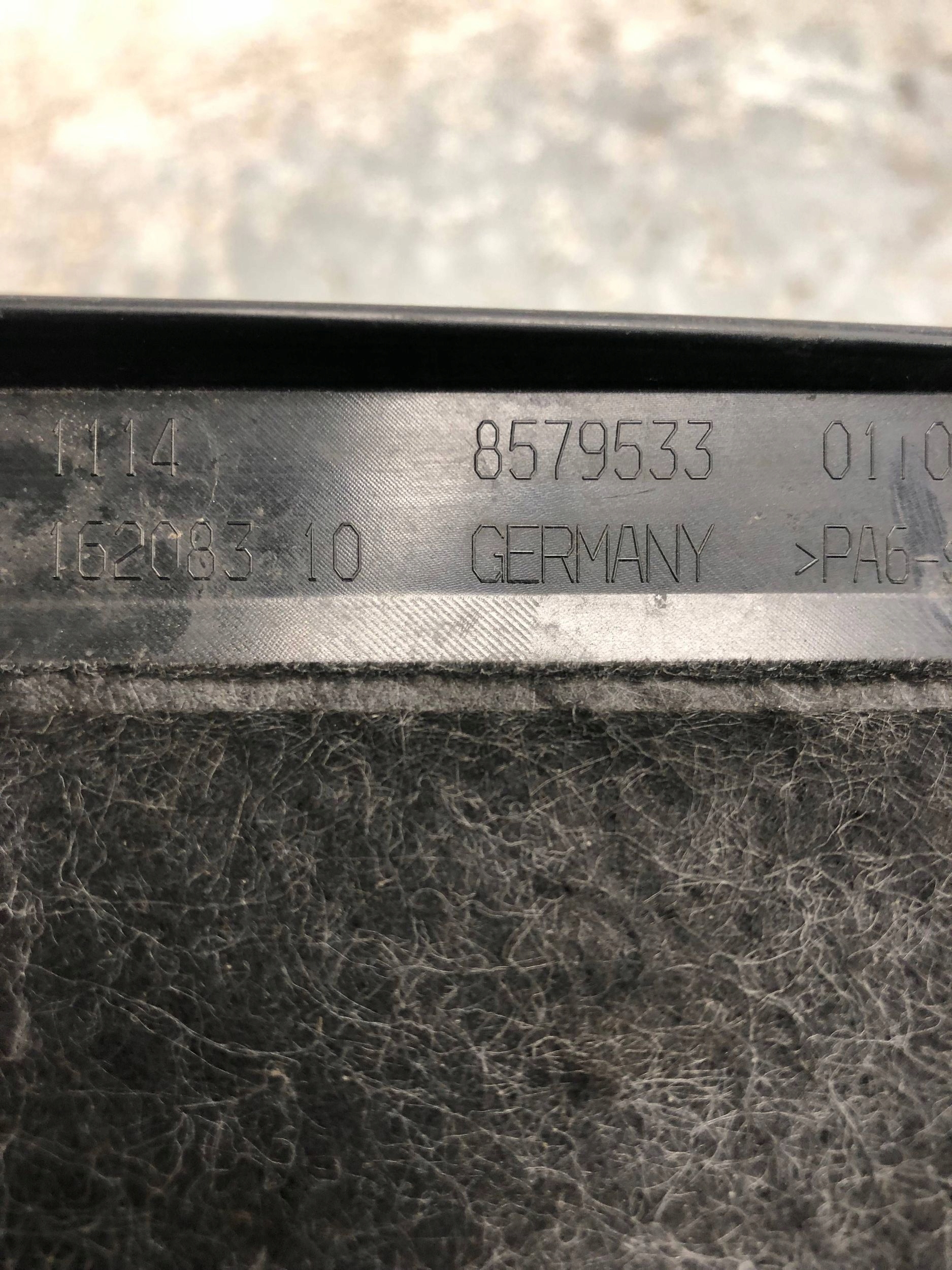 Abdeckung Blende Abdeckung DES MOTORS BMW F40 8579533