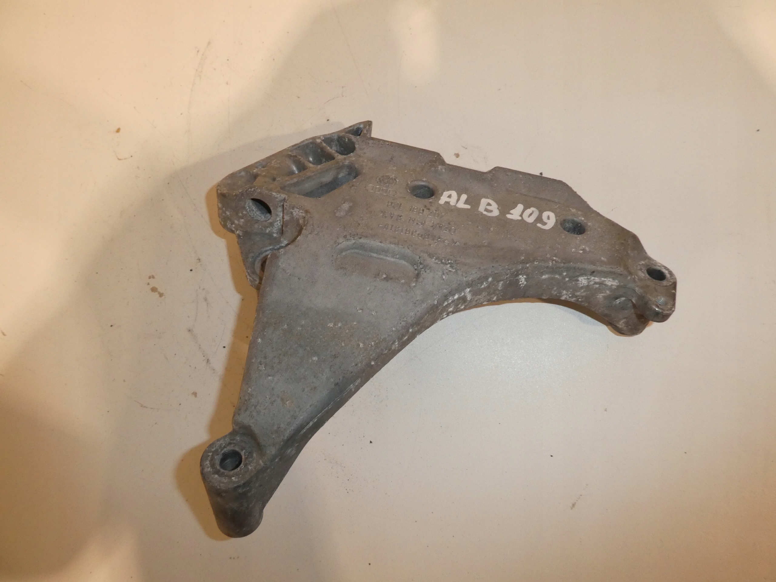 holder engine mount VW SKODA SEAT 03L199207