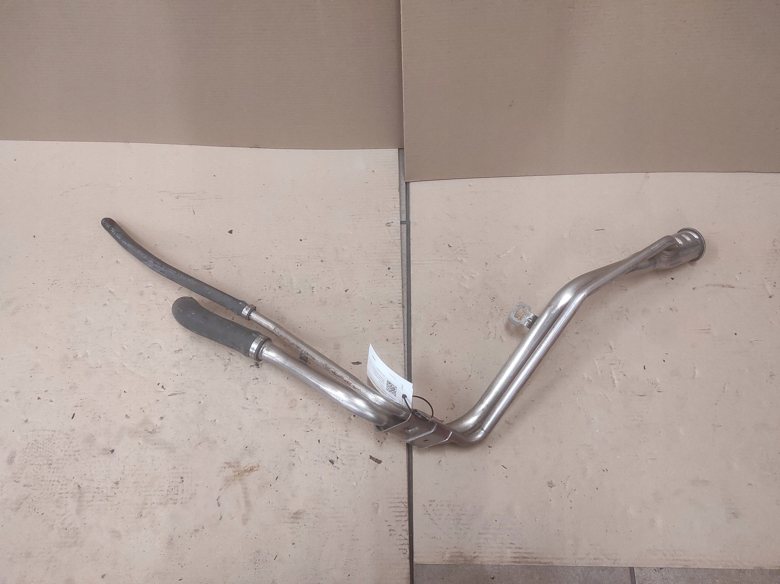 Wlew paliwa Volvo V50