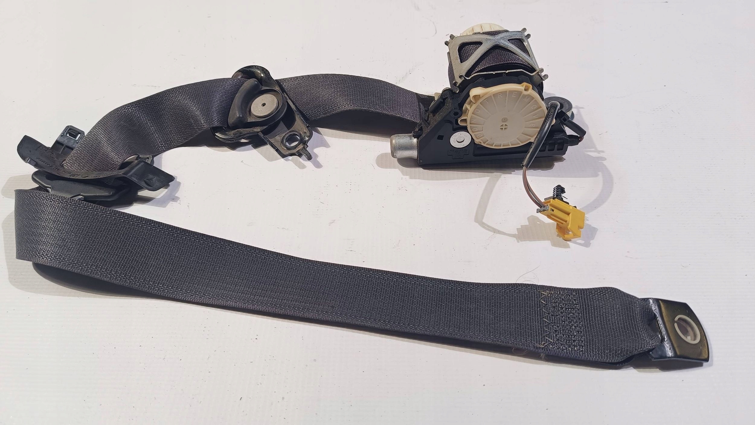 tension belt safety front left driver´s Chevrolet Camaro Cabrio 2009-2015