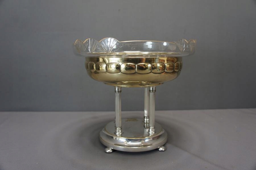 PIĘKNA STARA MOSIĘŻNA PATERA Z WKŁADEM SZKLANYM