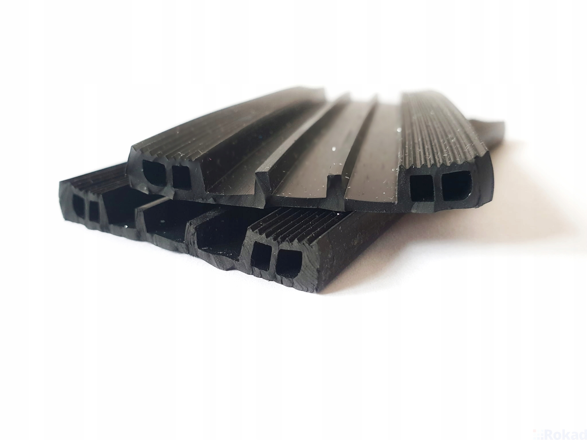 

Uszczelka Epdm Dolna S228 60mm Poliwęglan Komorowy