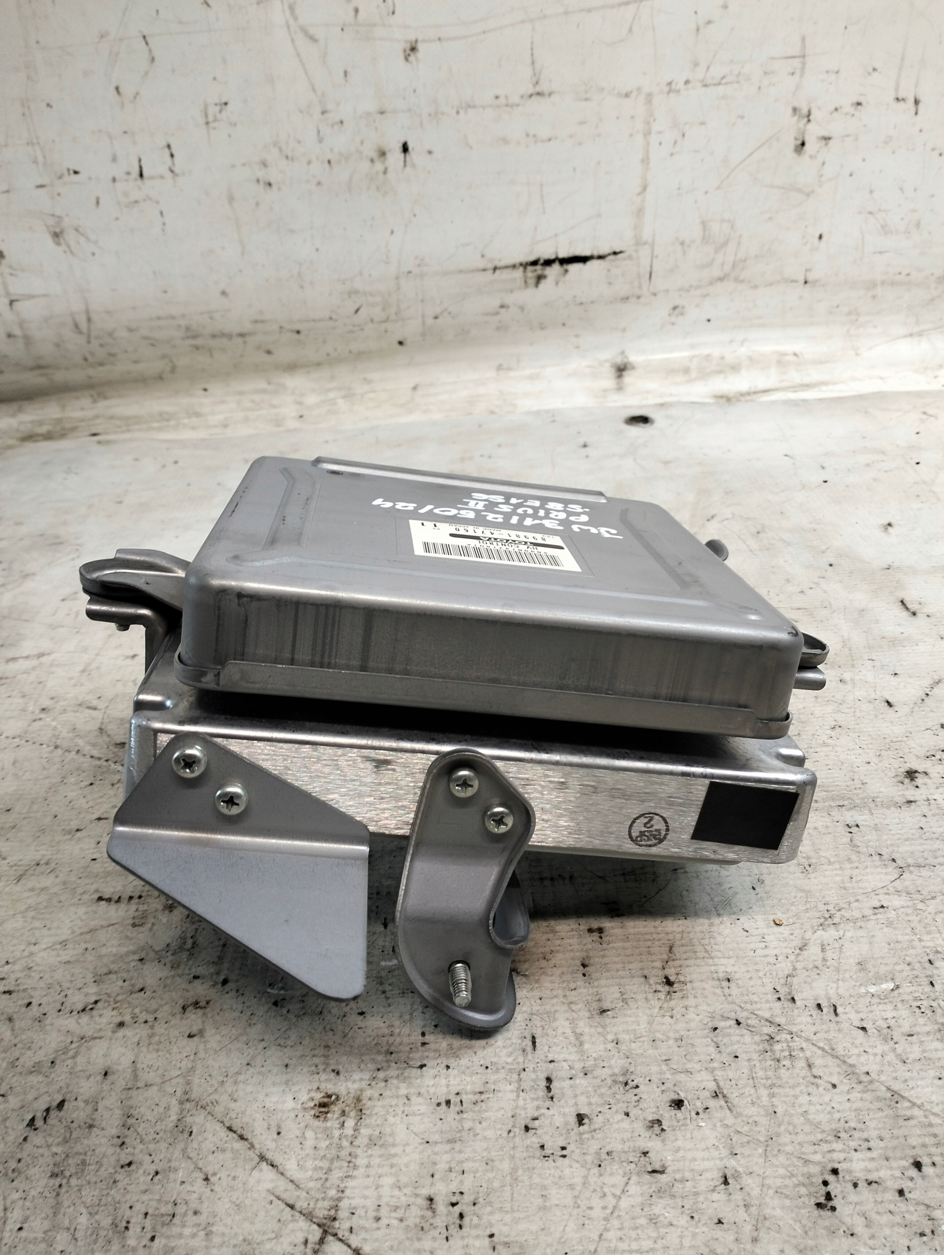 module control unit HV CONTROL TOYOTA PRIUS II 2008r OE 89981-47160