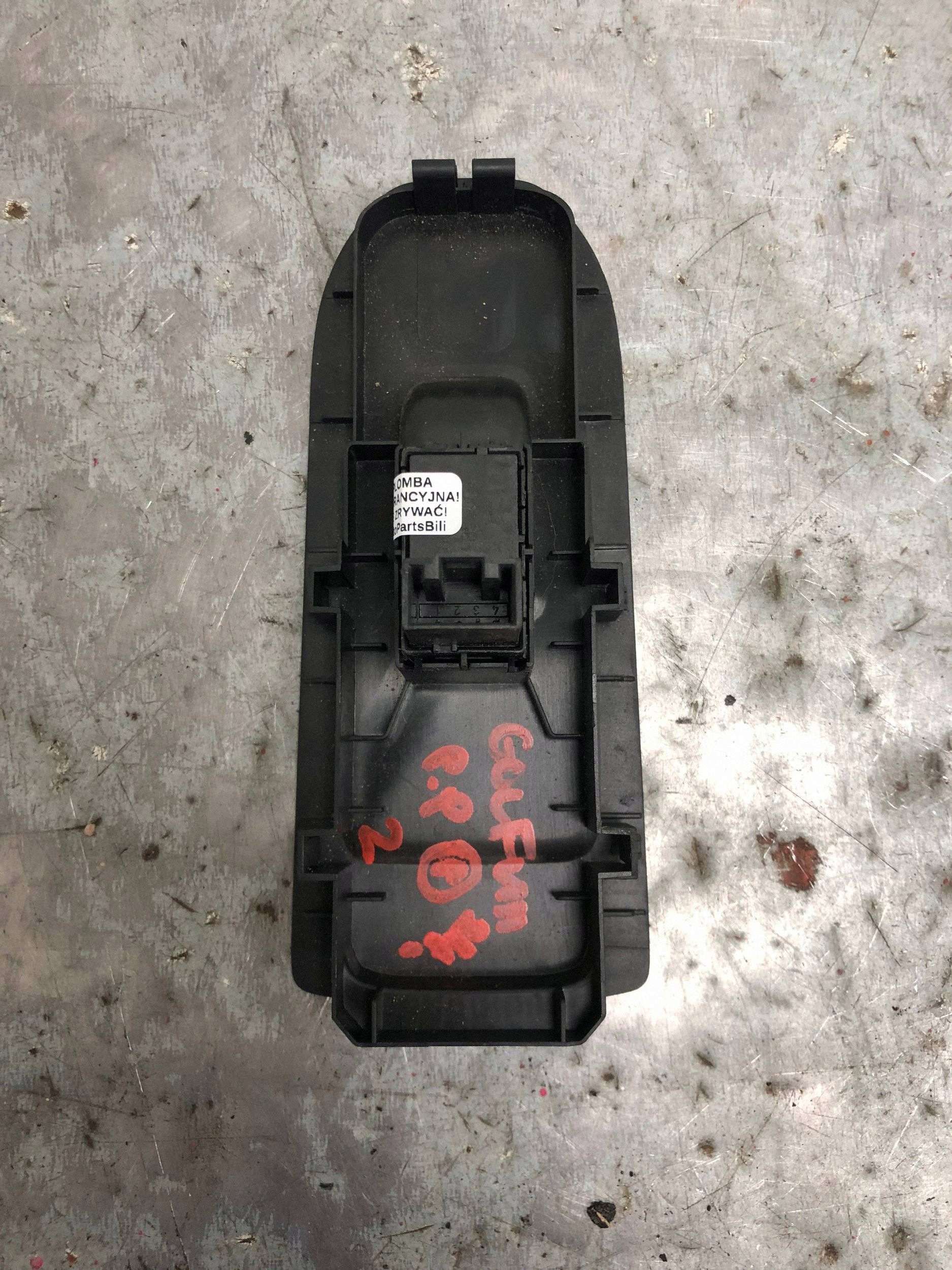 window control switch right front VW GOLF VIII 5H0867256