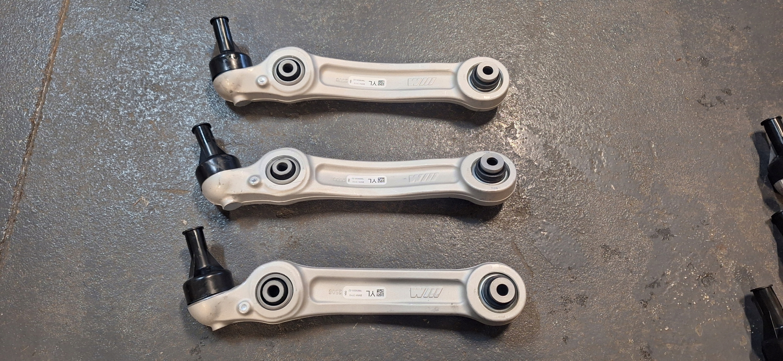 WAHACZ BMW G90 M5 7885655 788565502 YL OE