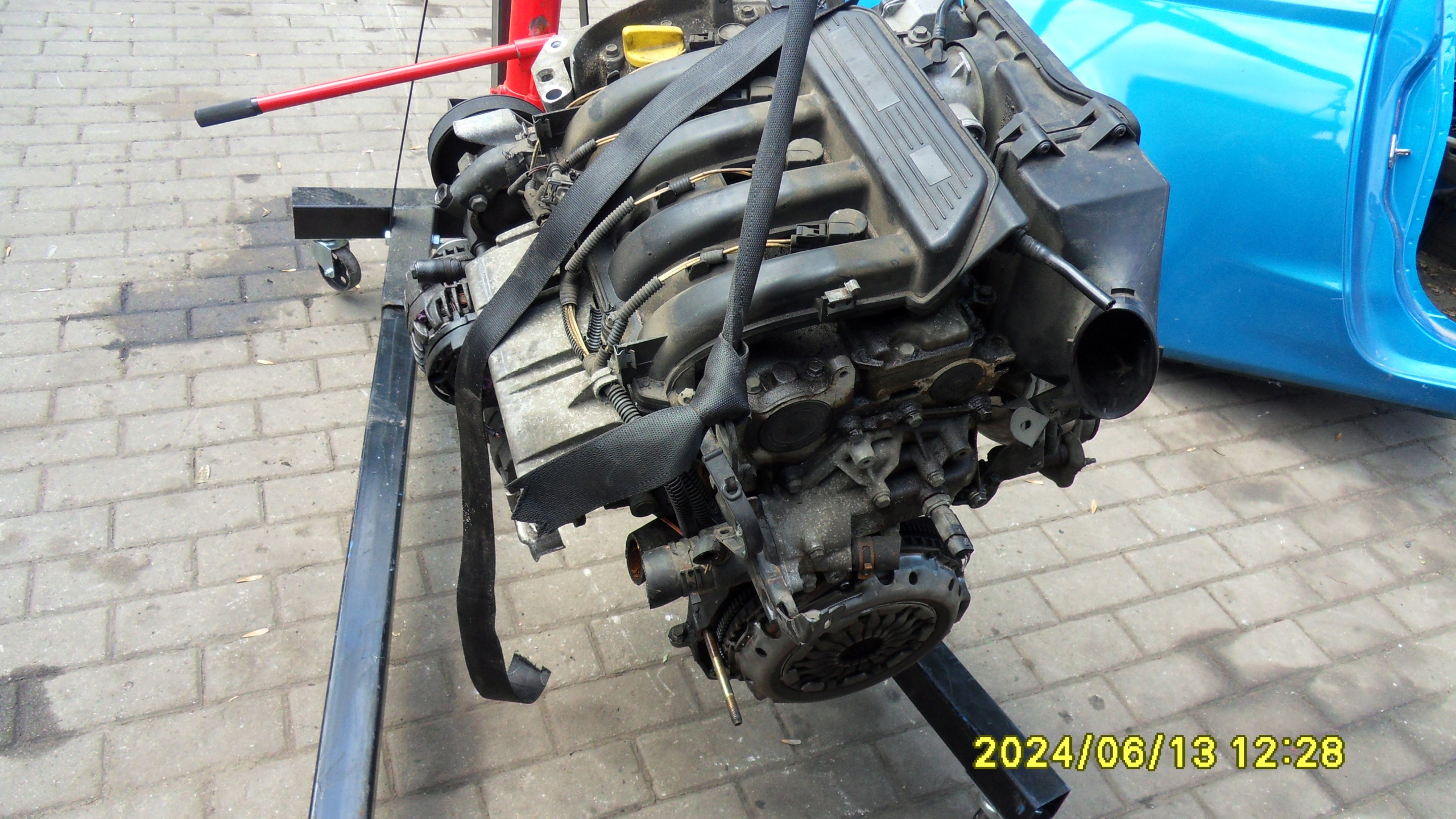 Двигатель K4M D7/10 renault LAGUNA II 1.6 16V