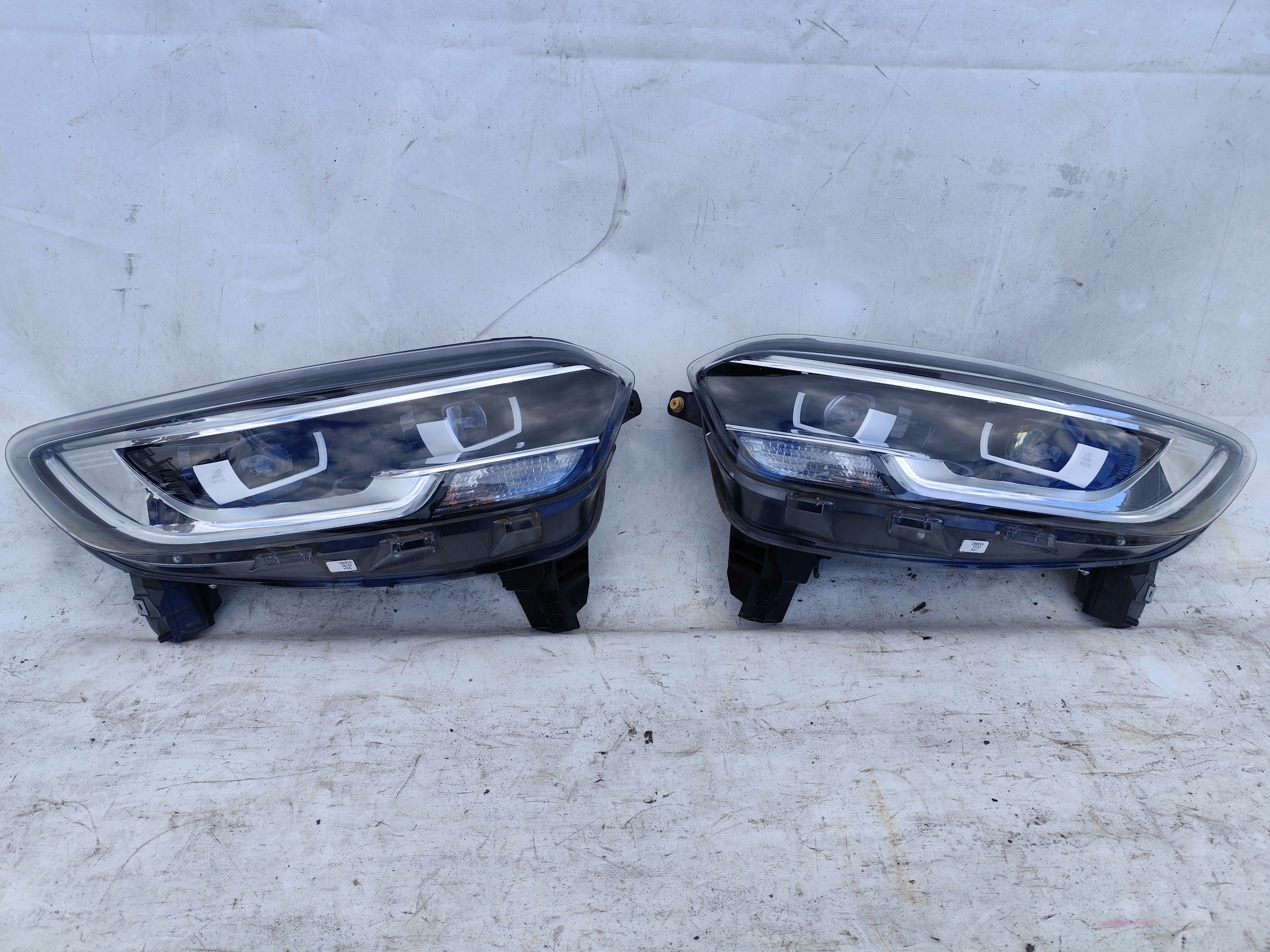 Frontscheinwerfer Renault Kadjar RFE 260603525R LED Links Scheinwerfer Headlight - Thumbnail 1