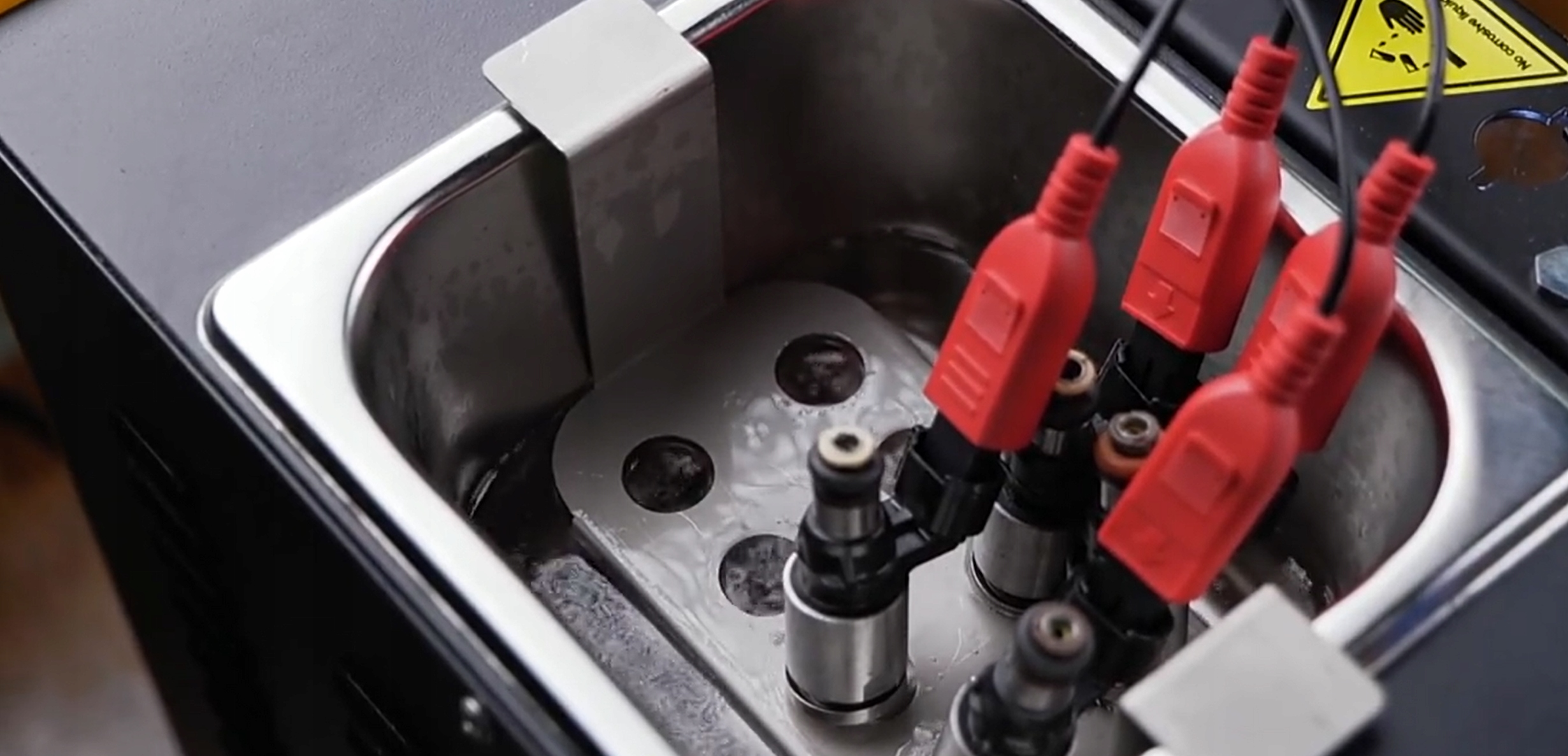 TESTER DO CZYSZCZENIA WTRYSKIWACZY GDI BENZYNA Marka Autool