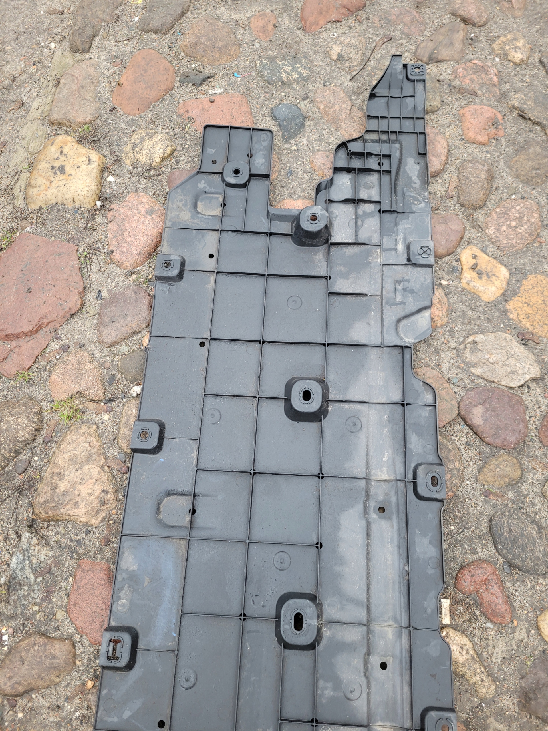 abdeckung Unterfahrschutz links RENAULT SCENIC IV 748155384R