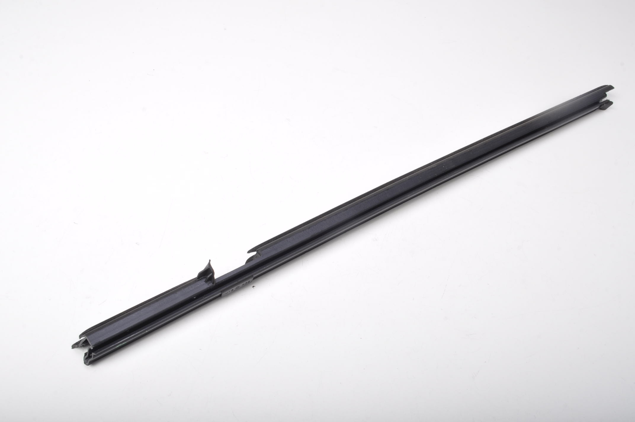 VOLVO S60 III V60 II USZCZELKA DRZWI PRAWY PRZÓD