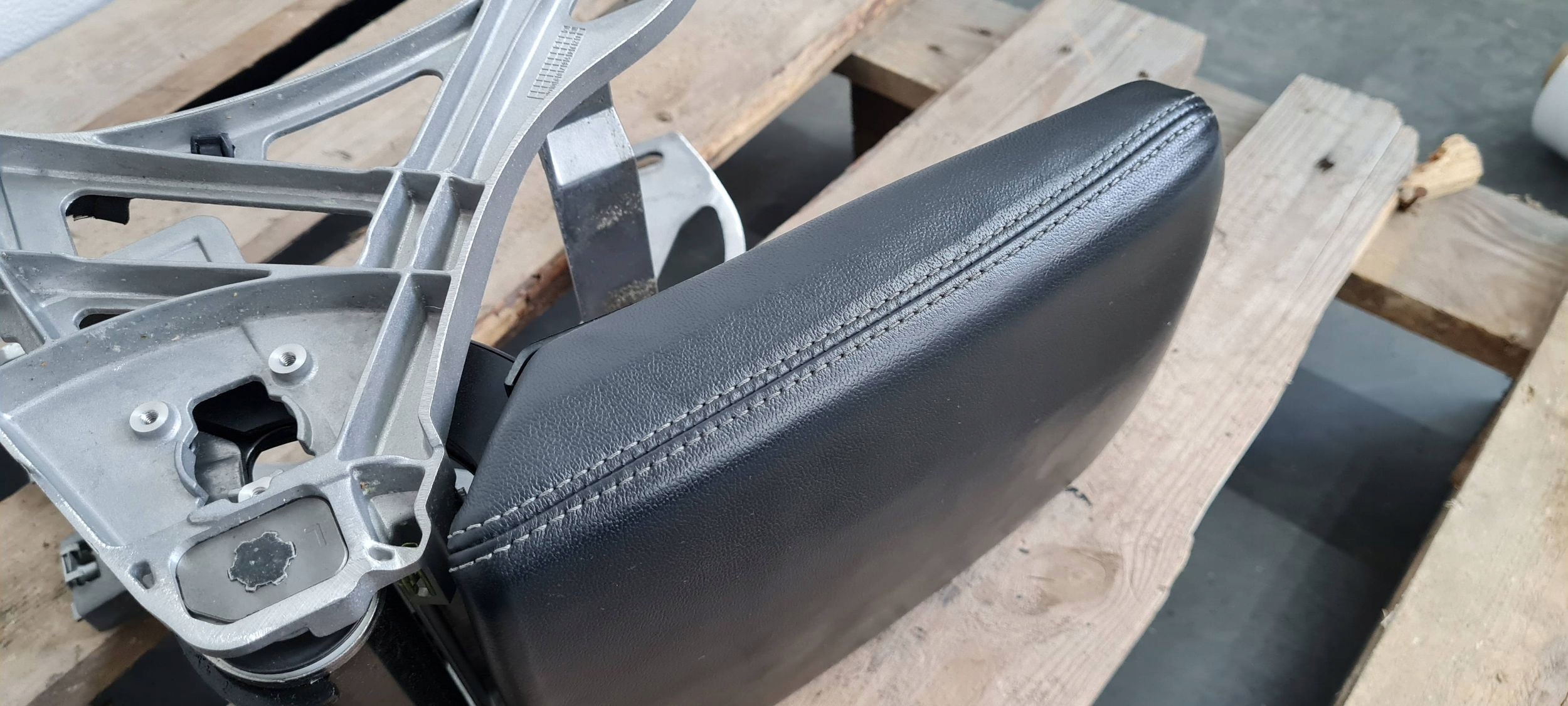 A4 B9 8W armrest leather SKORZANY 8W0864283A A5 8W
