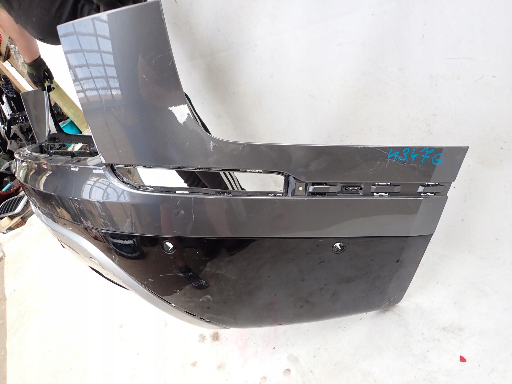 RANGE ROVER VELAR R-DYNAMIC 17-23 bumper rear part rear PDC