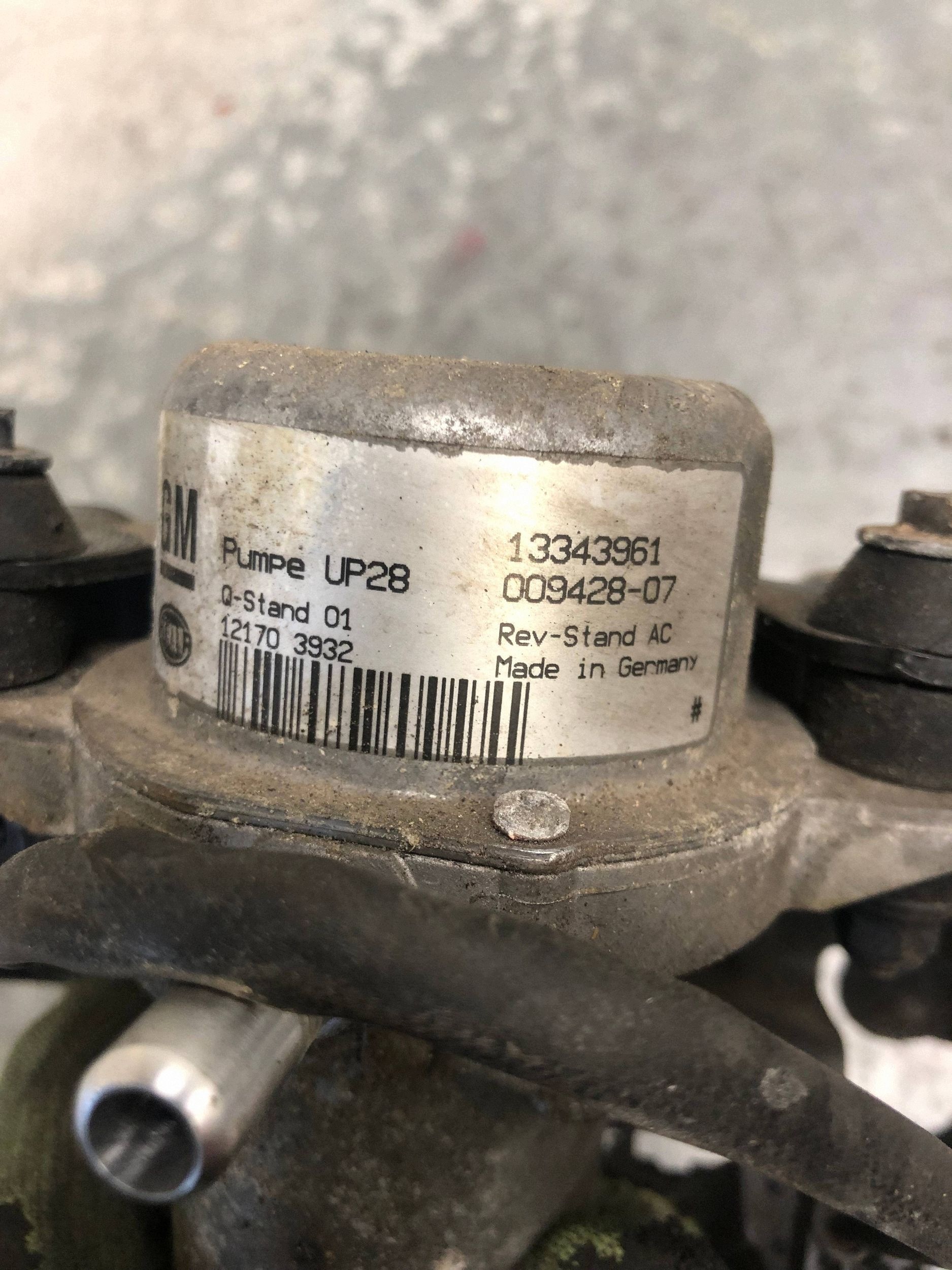 pompe à vide VACUM OPEL ASTRA J 13343961