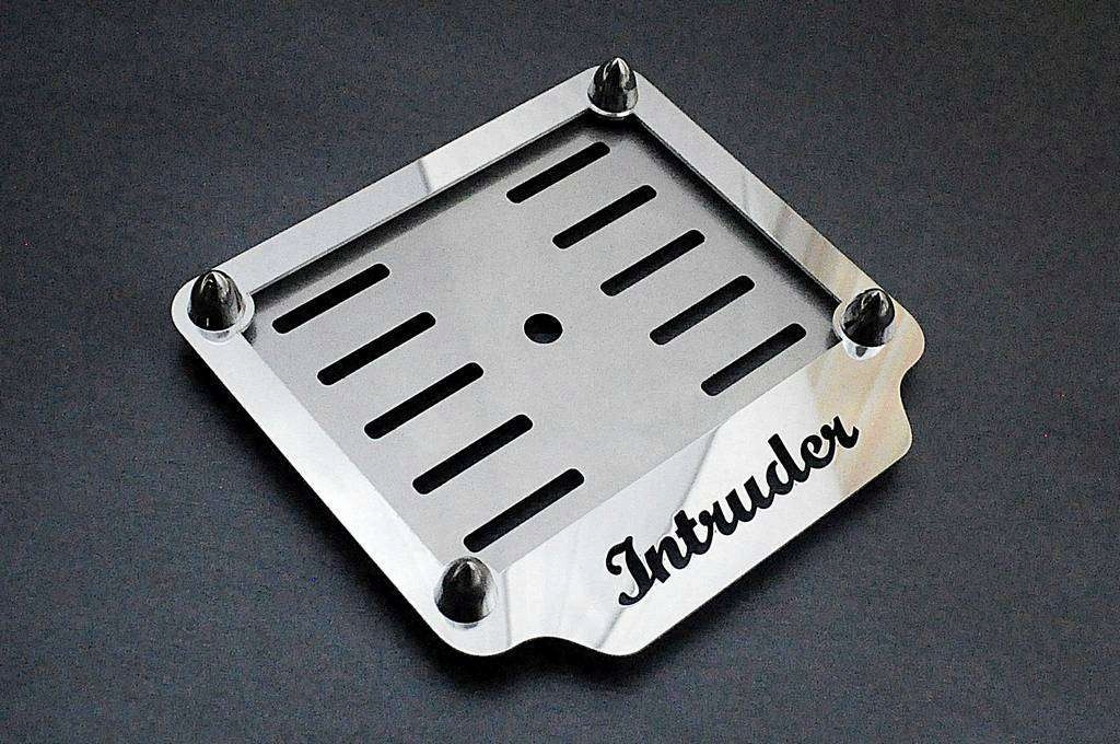 RAMKA POD TABLICĘ REJESTRACYJNĄ - SUZUKI INTRUDER (5220) Producent Motrix