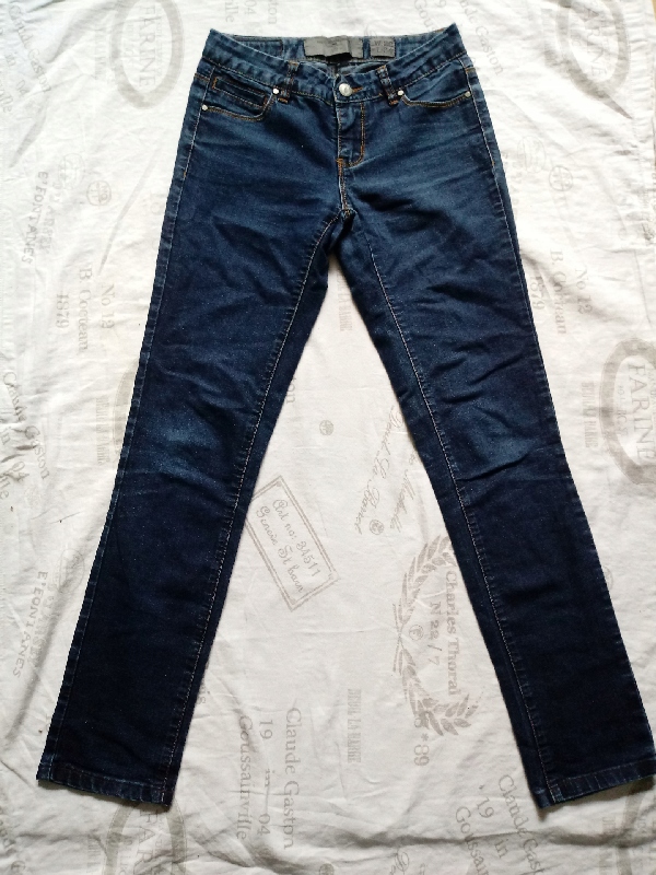 Vero Moda spodnie jeansowe rurki skinny S jeansy ciemny granat niebieskie