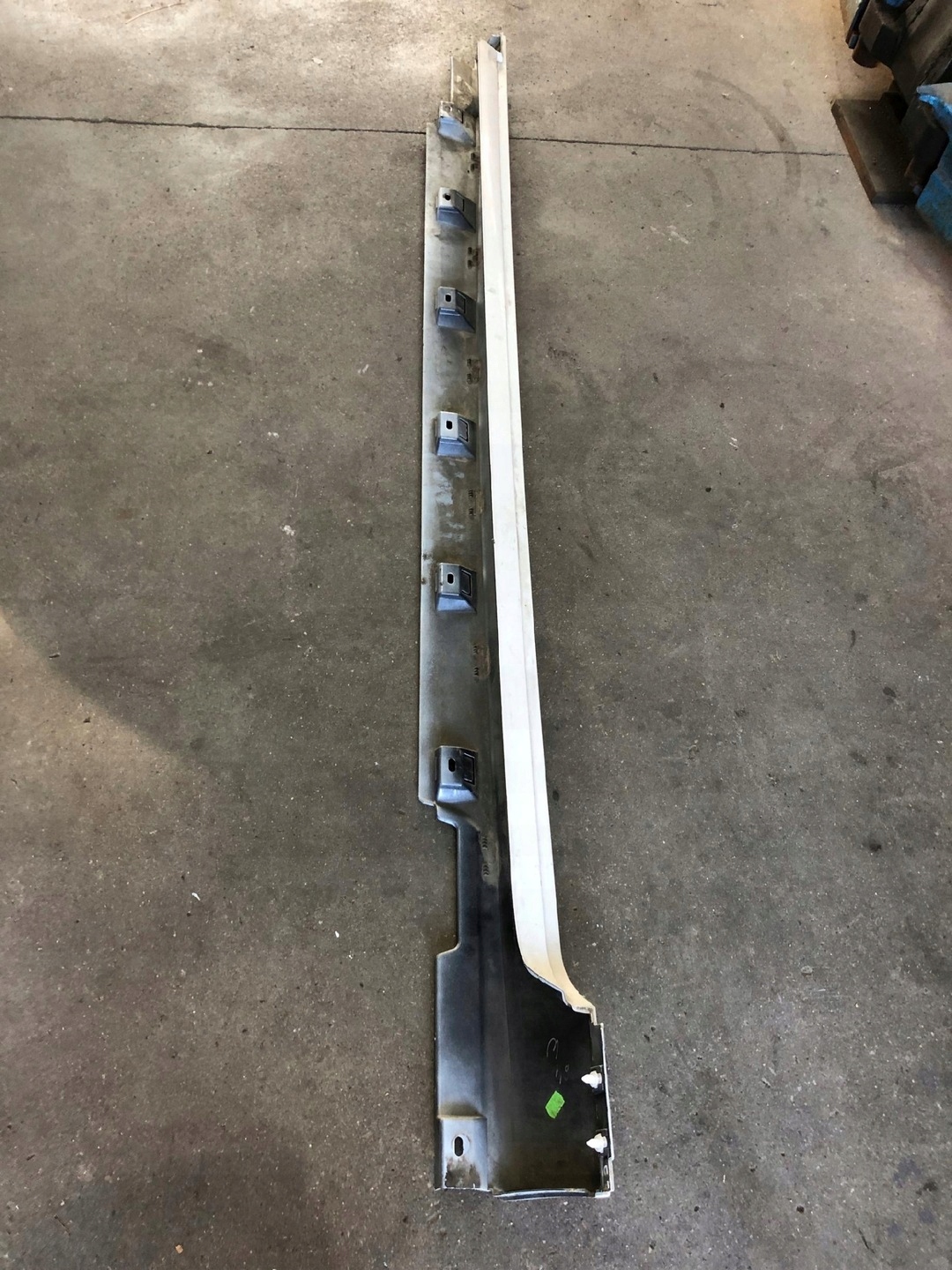 VW PASSAT B8 LISTWA PROGOWA PRAWA 3G0853858