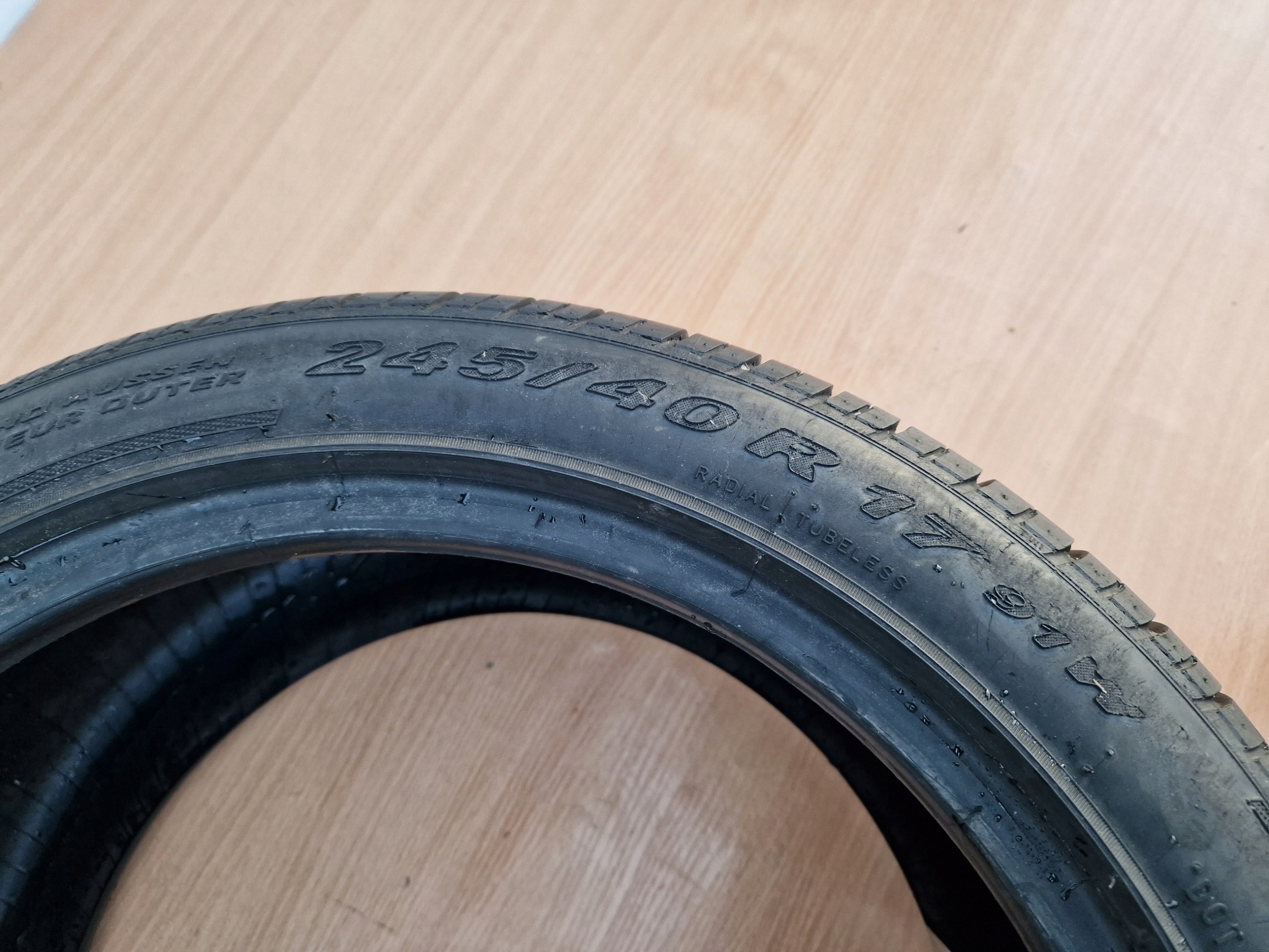 GOMMA LATO PIRELLI 245 40 17 91W R17 P-ZERO ROSSO