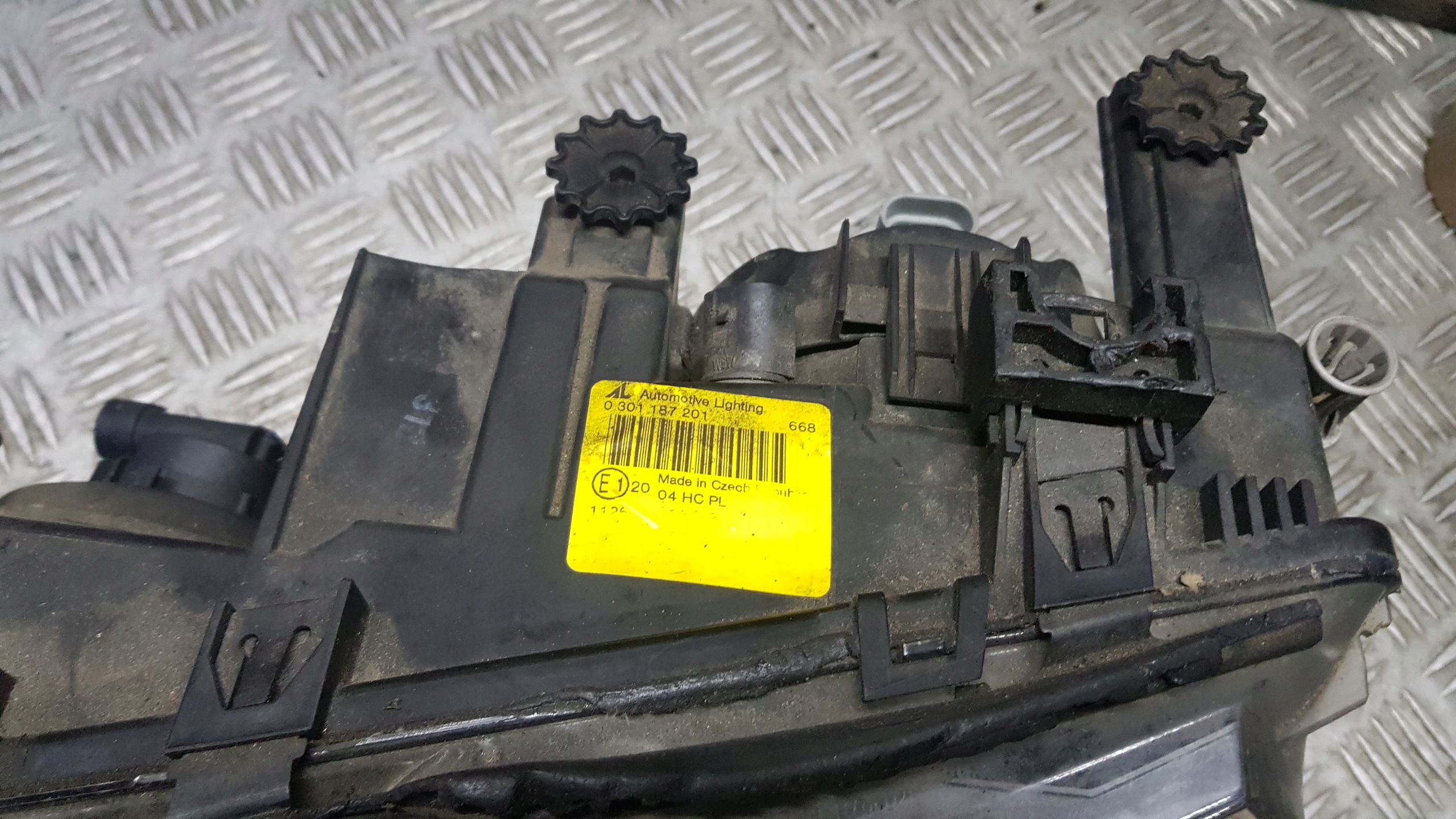 BMW E46 COMPACT světlo levá předek 0301187201