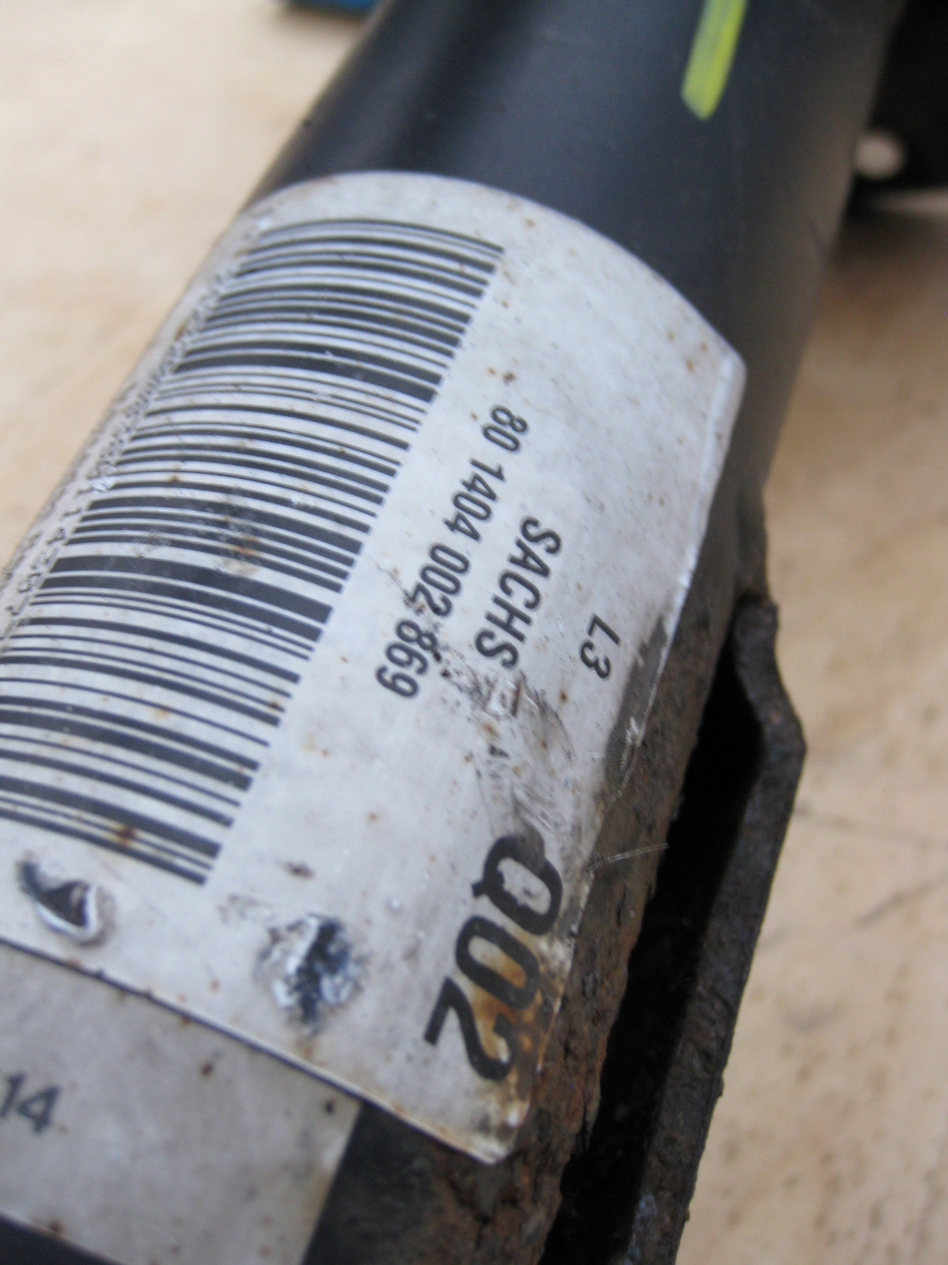 MERCEDES W212 14R shock absorber front PRAWAY left A2123208838