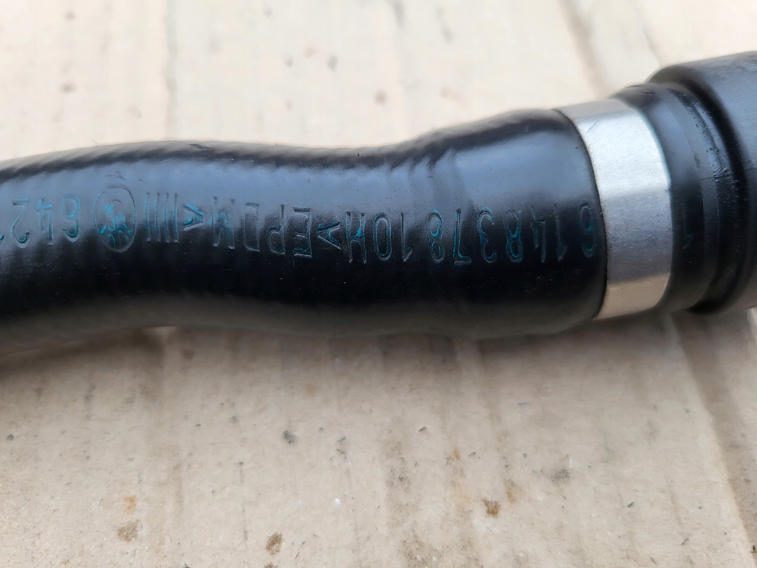 prijenos cijev crijevo vode gasa CHLODZACEGO BMW 5 E60 E61 6 E63 E64 3.0D OE EU