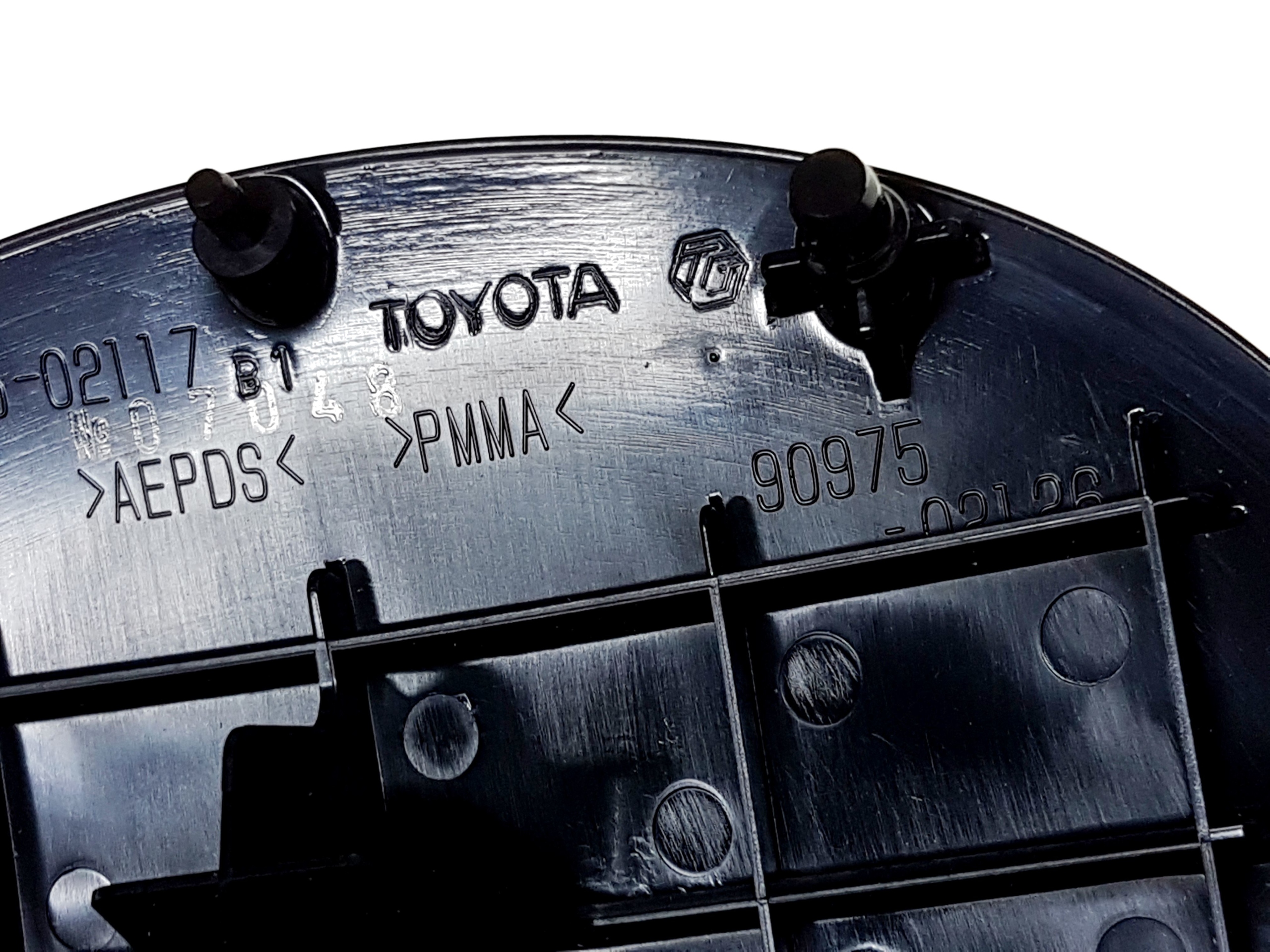 LEXUS RX 12-15 EMBLEMAT ZNACZEK ATRAPA ZDERZAK Kolor czarny