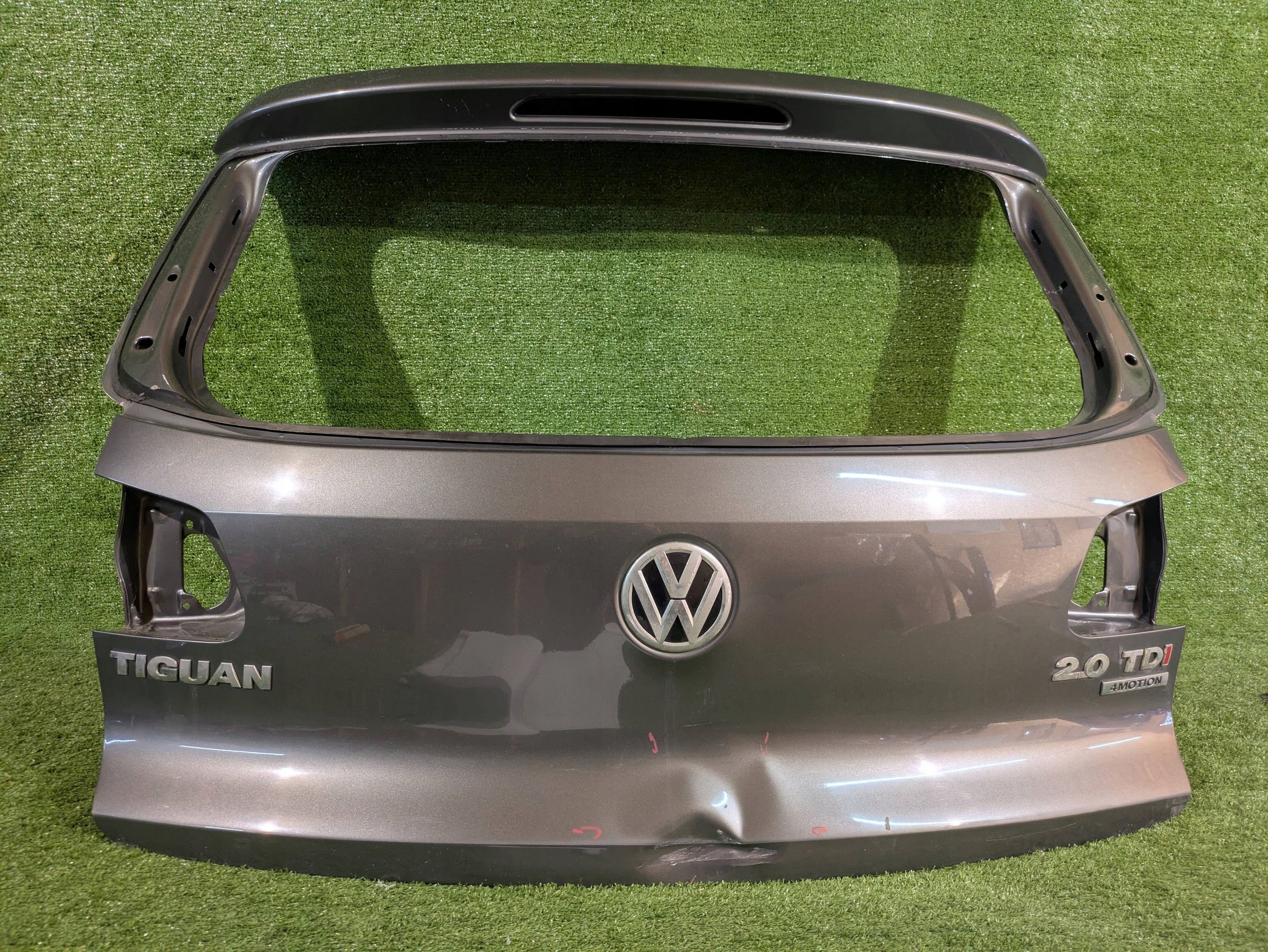 boot doors rear part boot VW TIGUAN and 5N NR.188
