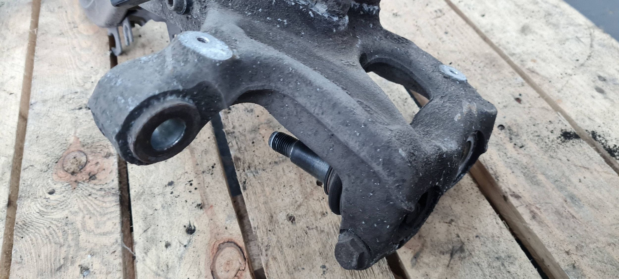 A5 8T LIFT swing left left front front 4G0407253B A4 B8 Q5 8R A6 C7