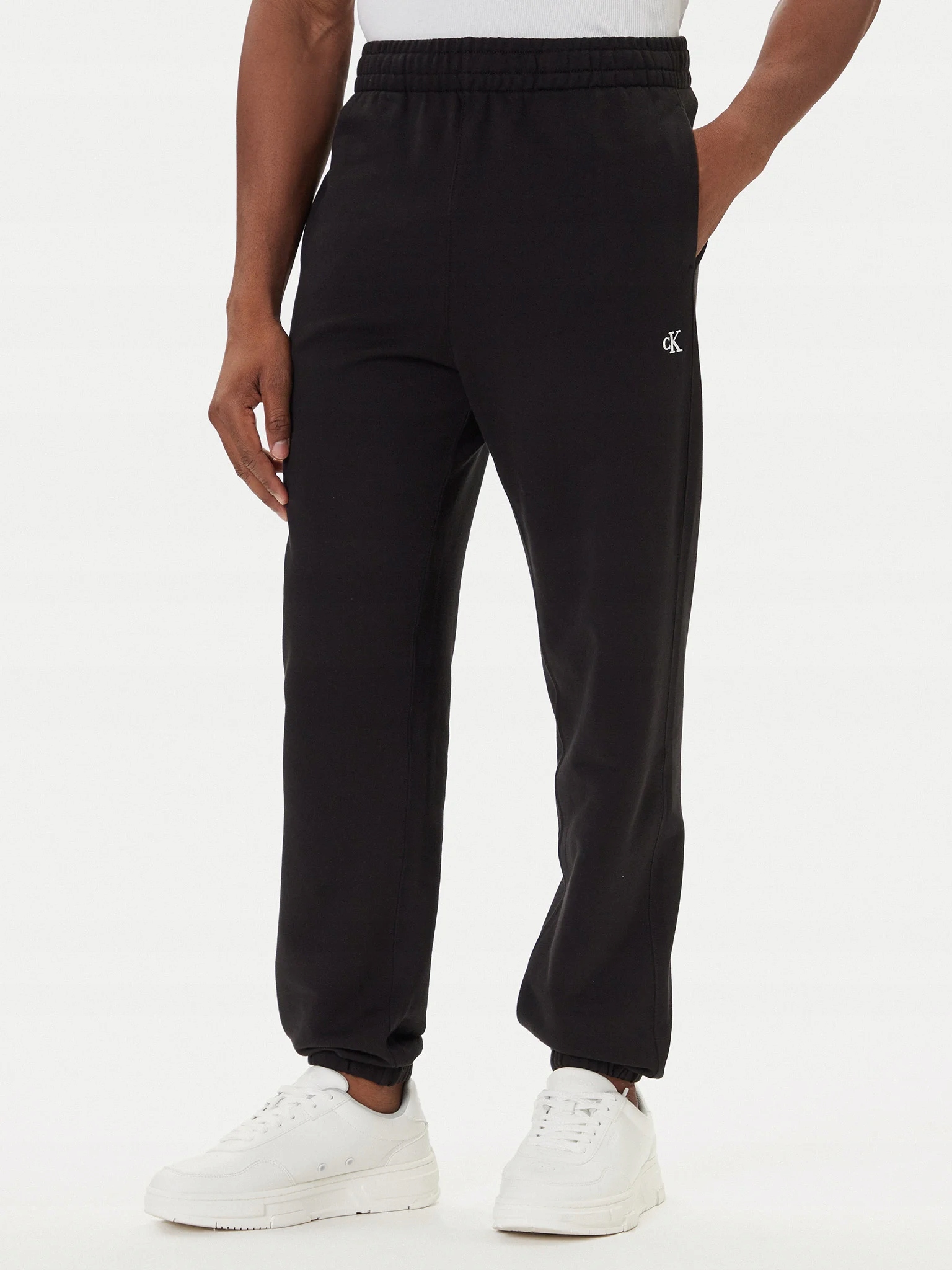 Calvin Klein Jeans Teplákové kalhoty LV04RD241G Černá Regular Fit XL